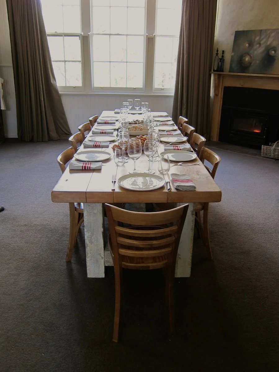 13 dining.jpg