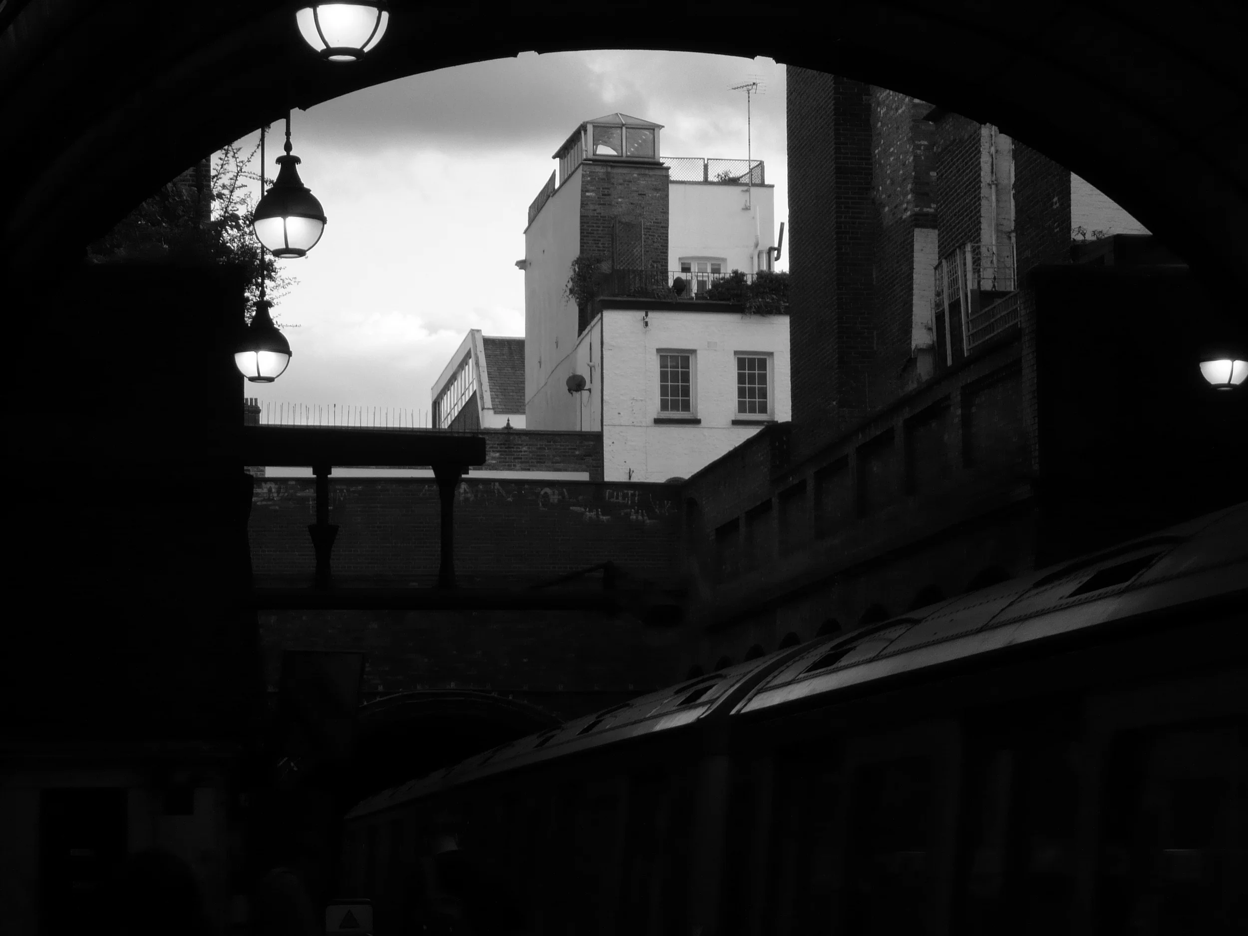 city bw sk kayss (2).jpg