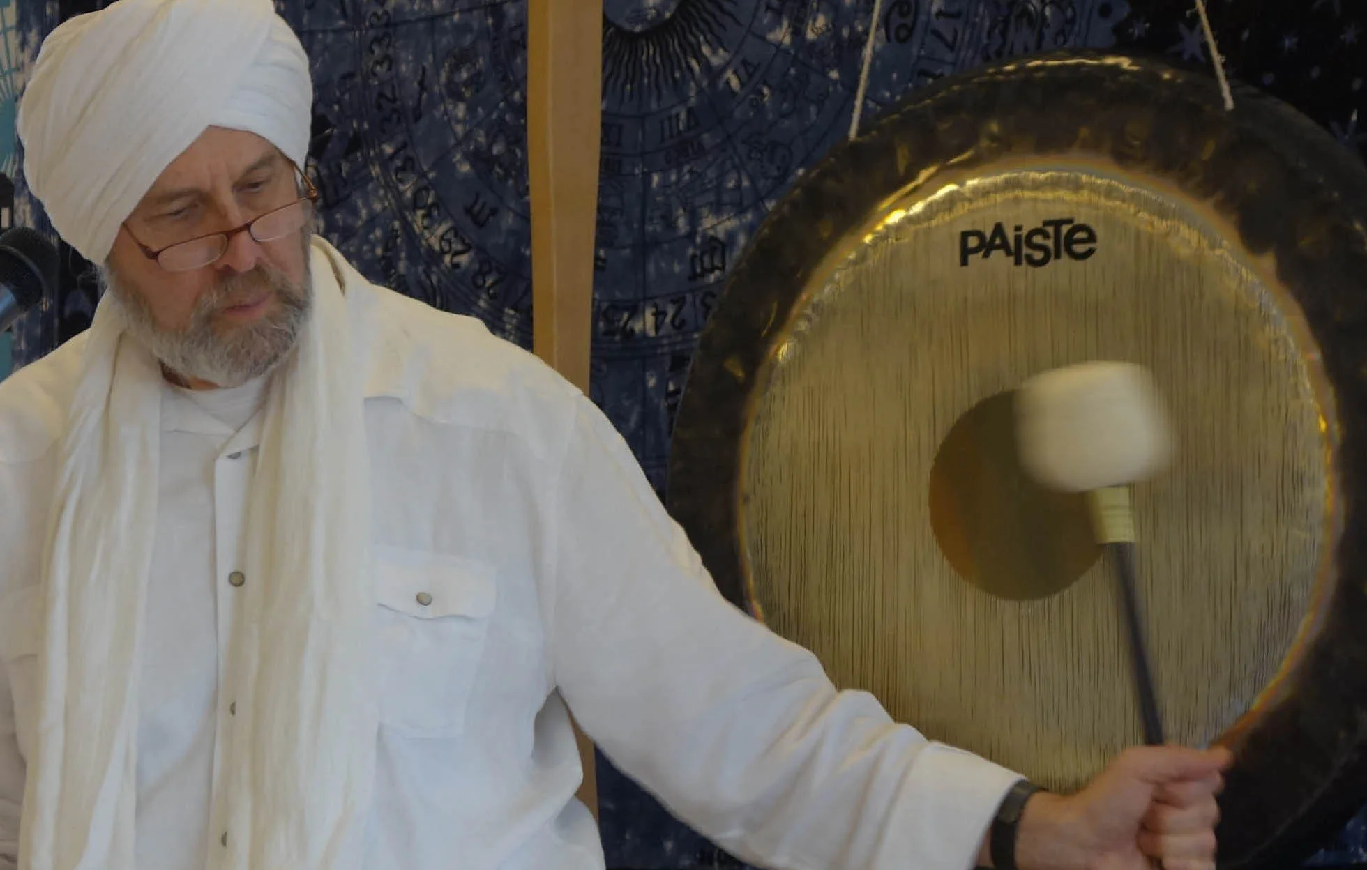 gong 3 copy 2.jpg