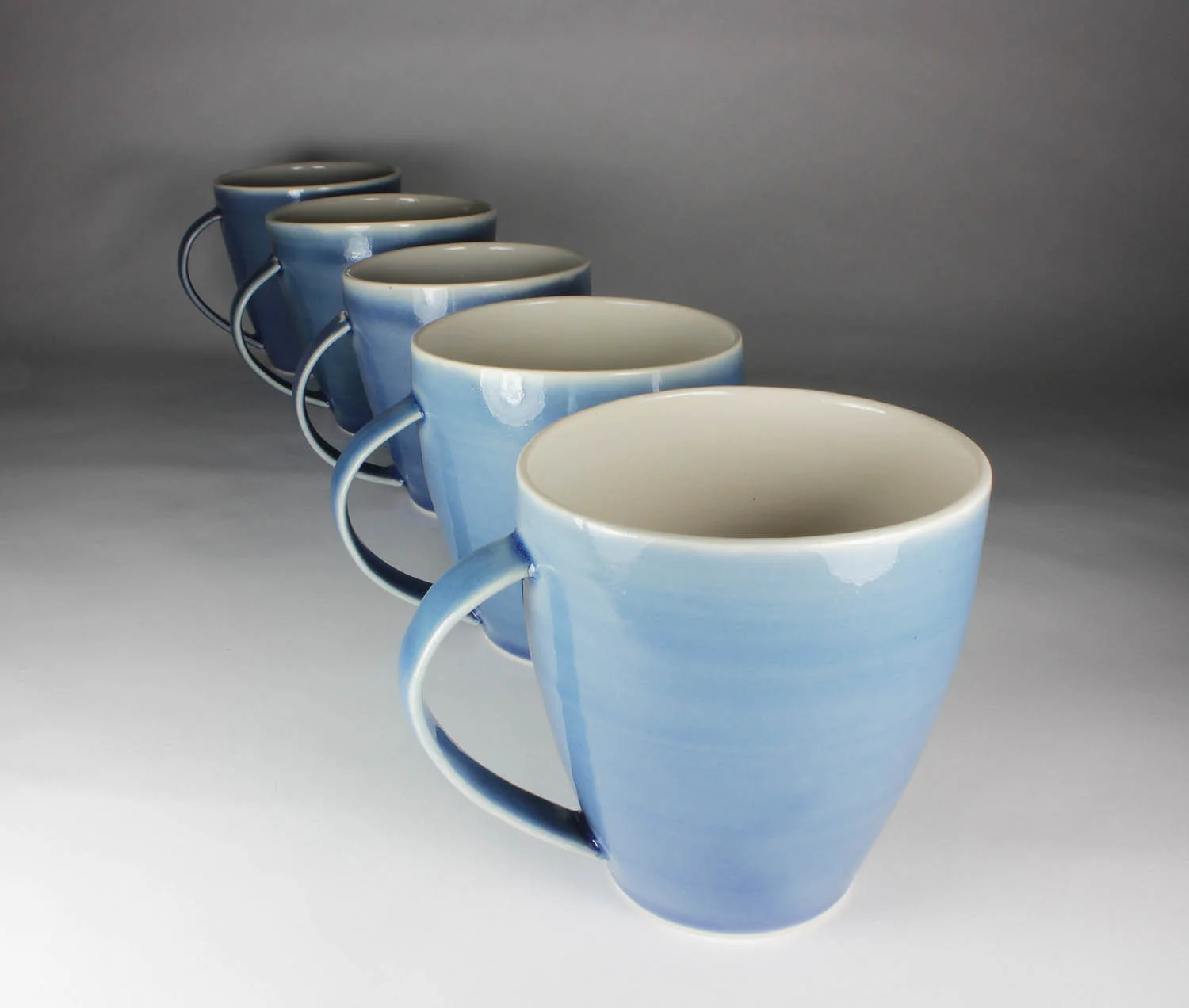 blue-porcelain-mugs.jpg