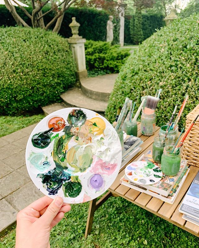 Heart eyes for all of our workshop snaps + super 8 film clips. 📷 ⭐️
⠀⠀⠀⠀⠀⠀⠀⠀⠀
A big thank you is in order... And yup, I mean it! We had THE BEST group at our Garden Painting Workshop at&nbsp;Whitehall House &amp; Gardens. I loved getting to meet you