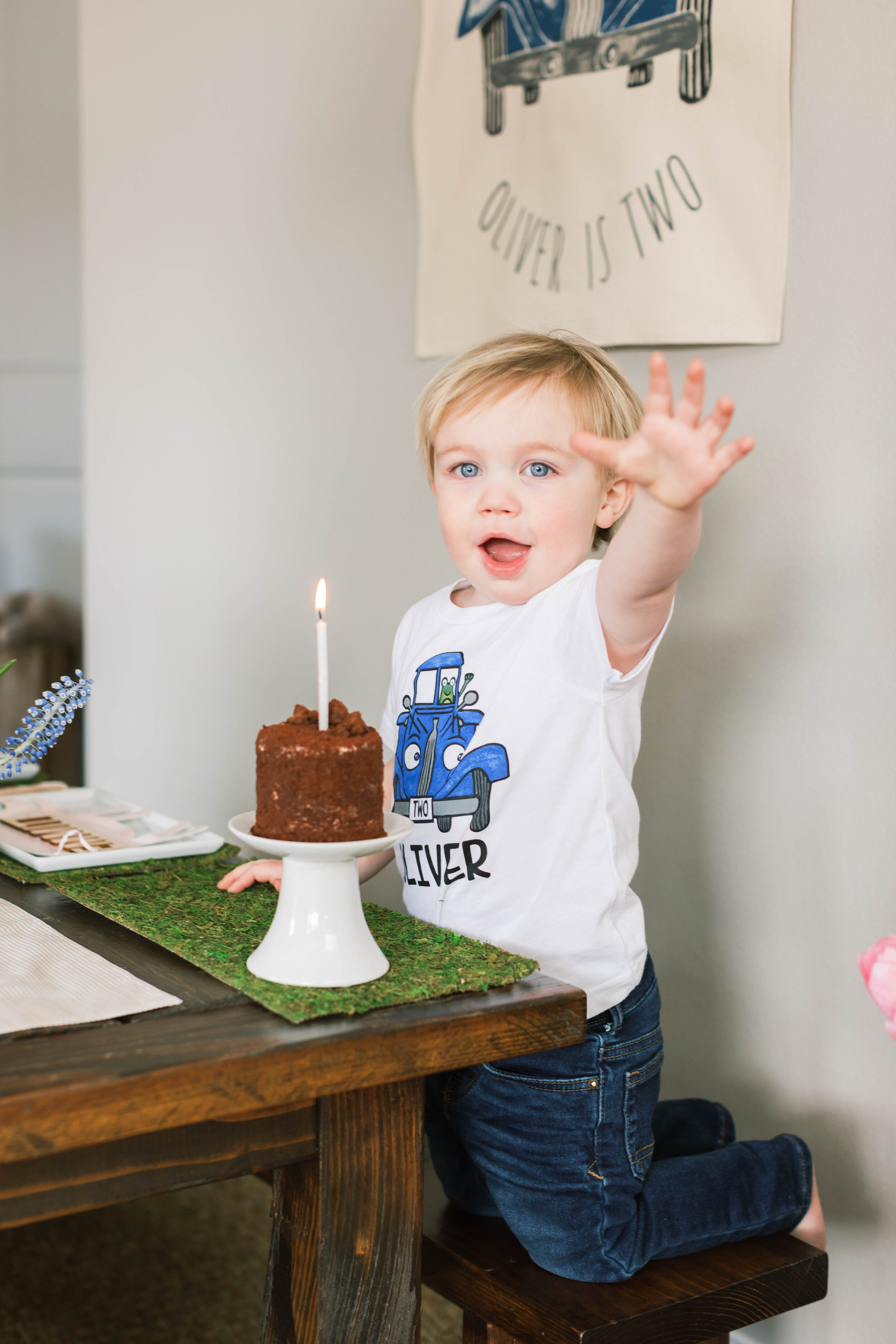 Ollie's2ndLittleBlueTruckBirthdayParty-171.jpg