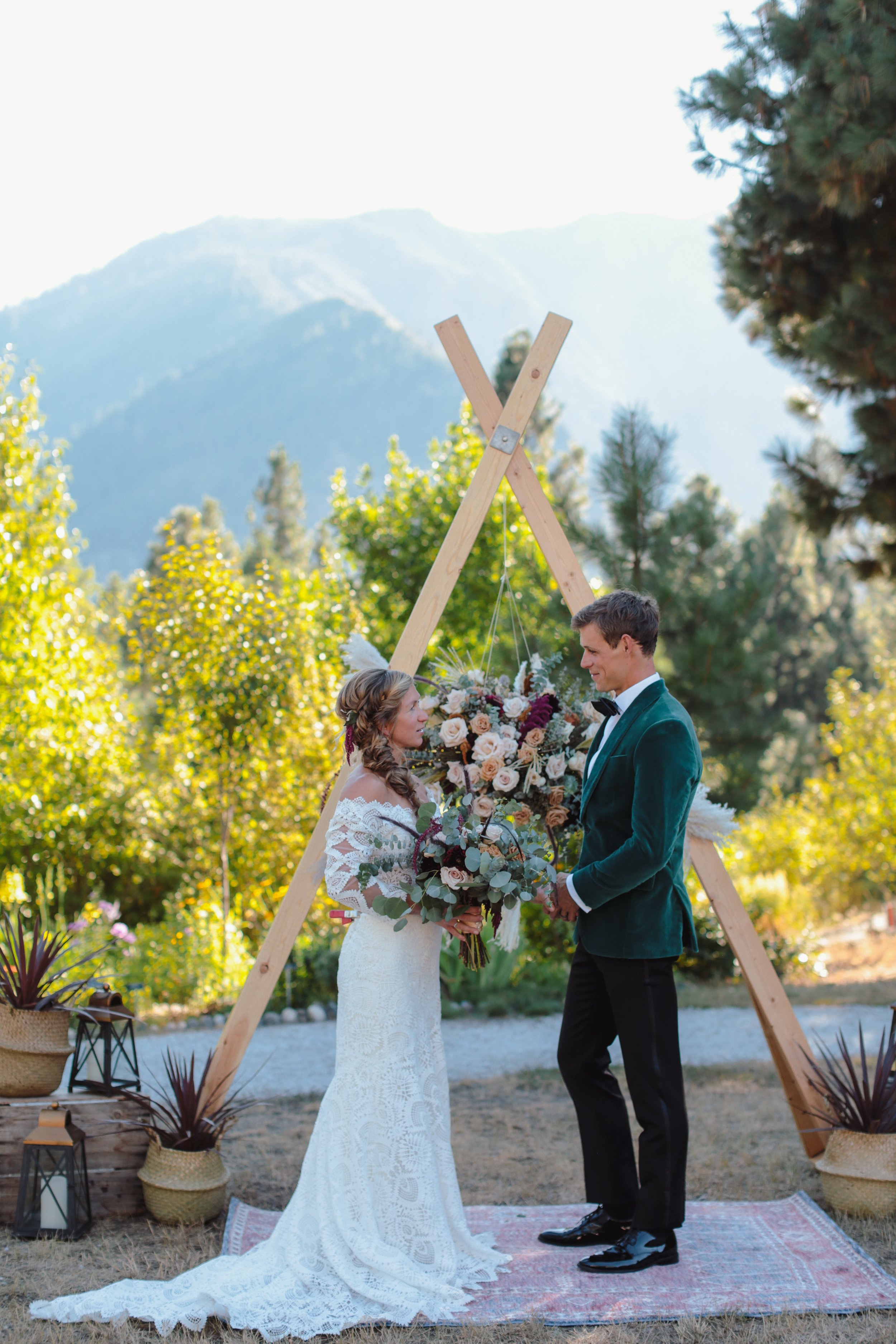 Rustic Wood Stand — HRJ Events & Vintage Rentals