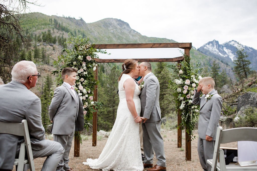 HRJ Events & Vintage Rentals