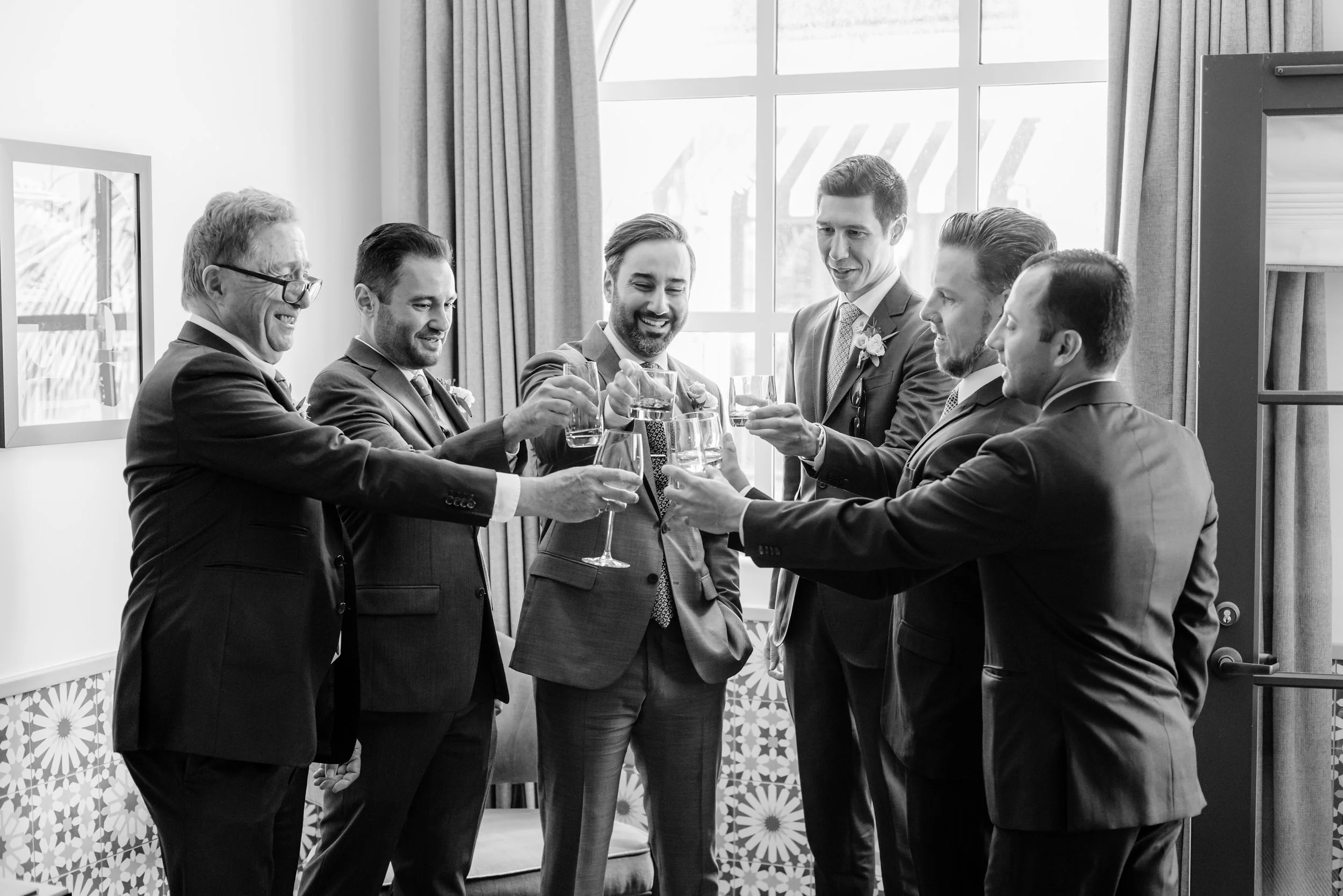 A SANTA BARBARA COURTHOUSE HOTEL CALIFORNIAN ELOPEMENT EMILY PETER a-santa-barbara-courthouse-hotel-californian-elopement-emily-peter