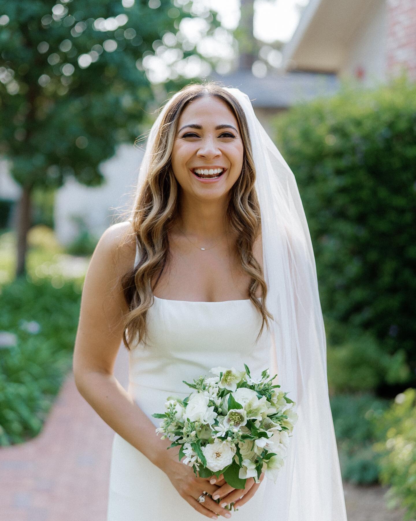 Our sweet Dana. Engaged in March 2019. Covid through a curveball at her 2020 European wedding plans more than once. Lucky for us she ended up celebrating her special day in Santa Barbara at the beautiful @belmondelencanto. We transformed each space i