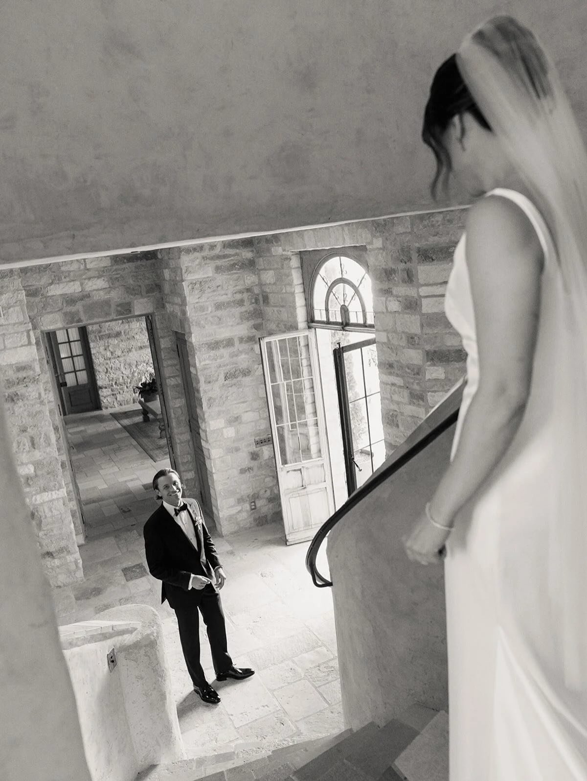 Erin + Connor&rsquo;s intimate wedding day commenced with a romantic first look, emotional villa vows, an enchanting vineyard ceremony, a heartfelt tribute to loved ones and magical golden hour portraits.

Planning + design @santabarbaraelopement 
Ve