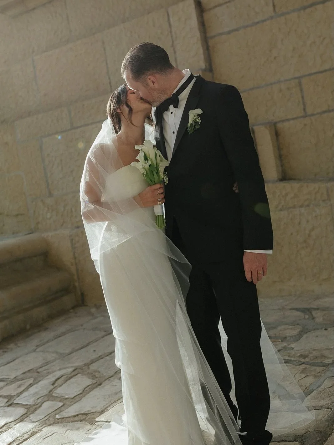The Santa Barbara Courthouse never gets old.

#santabarbaracourthouse #santabarbaracourthousewedding #howtogetmarriedatsantabarbaracourthouse #elopesantabarbara