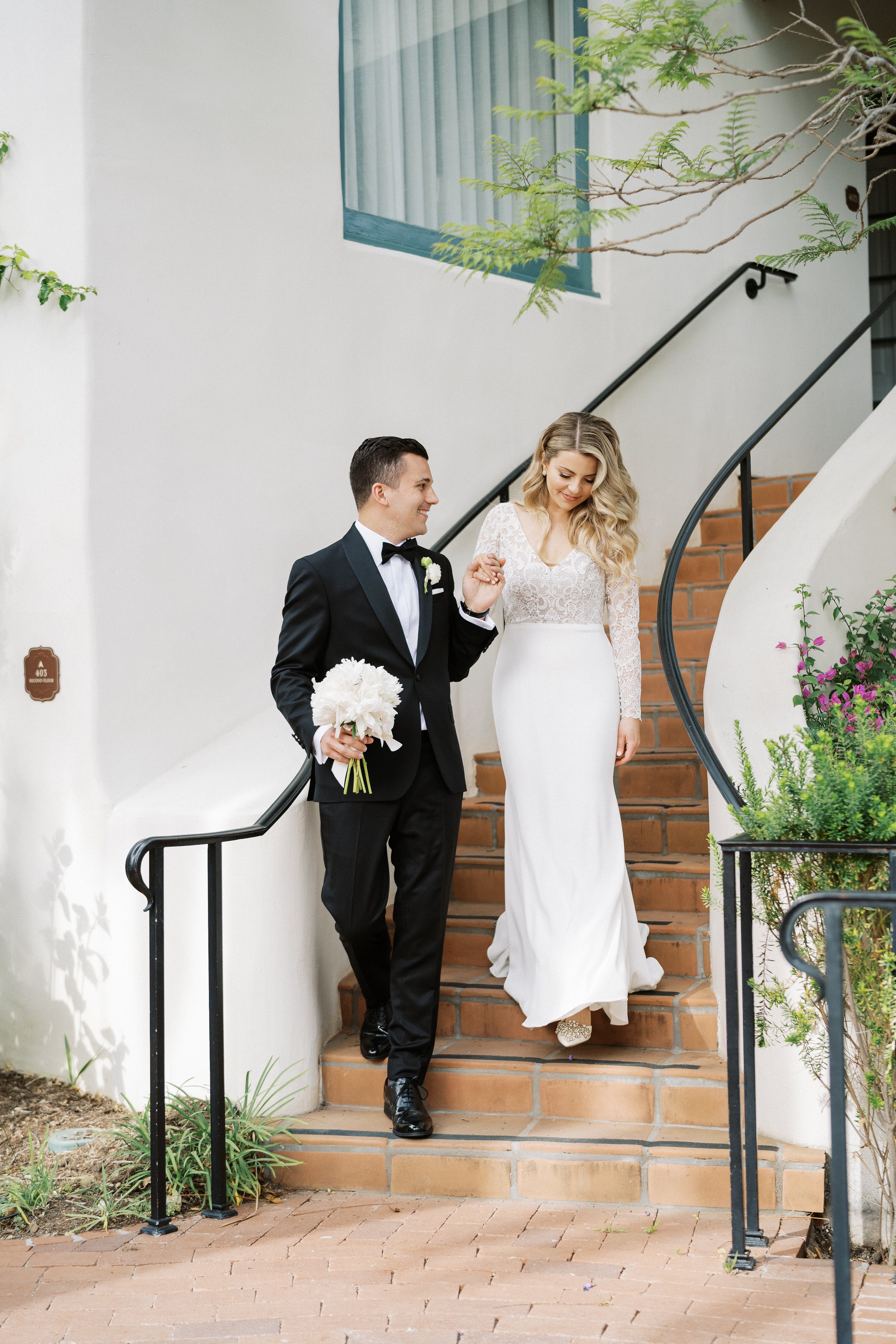 A SANTA BARBARA COURTHOUSE BELMOND EL ENCANTO ELOPEMENT DOMINIQUE a-santa-barbara-courthouse-belmond-el-encanto-elopement-dominique