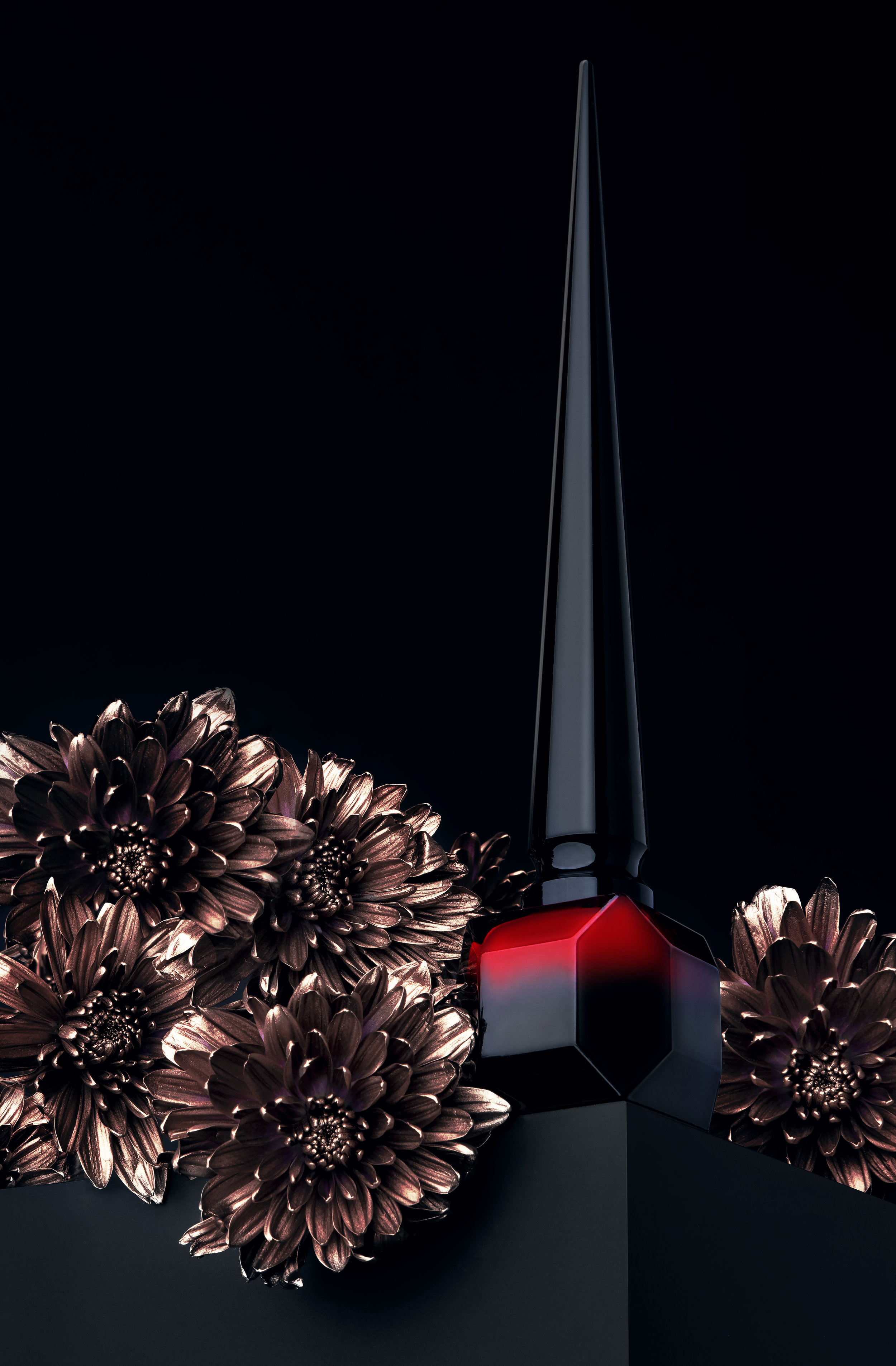 LV-NailPolish-1-Different-Color-web.jpg