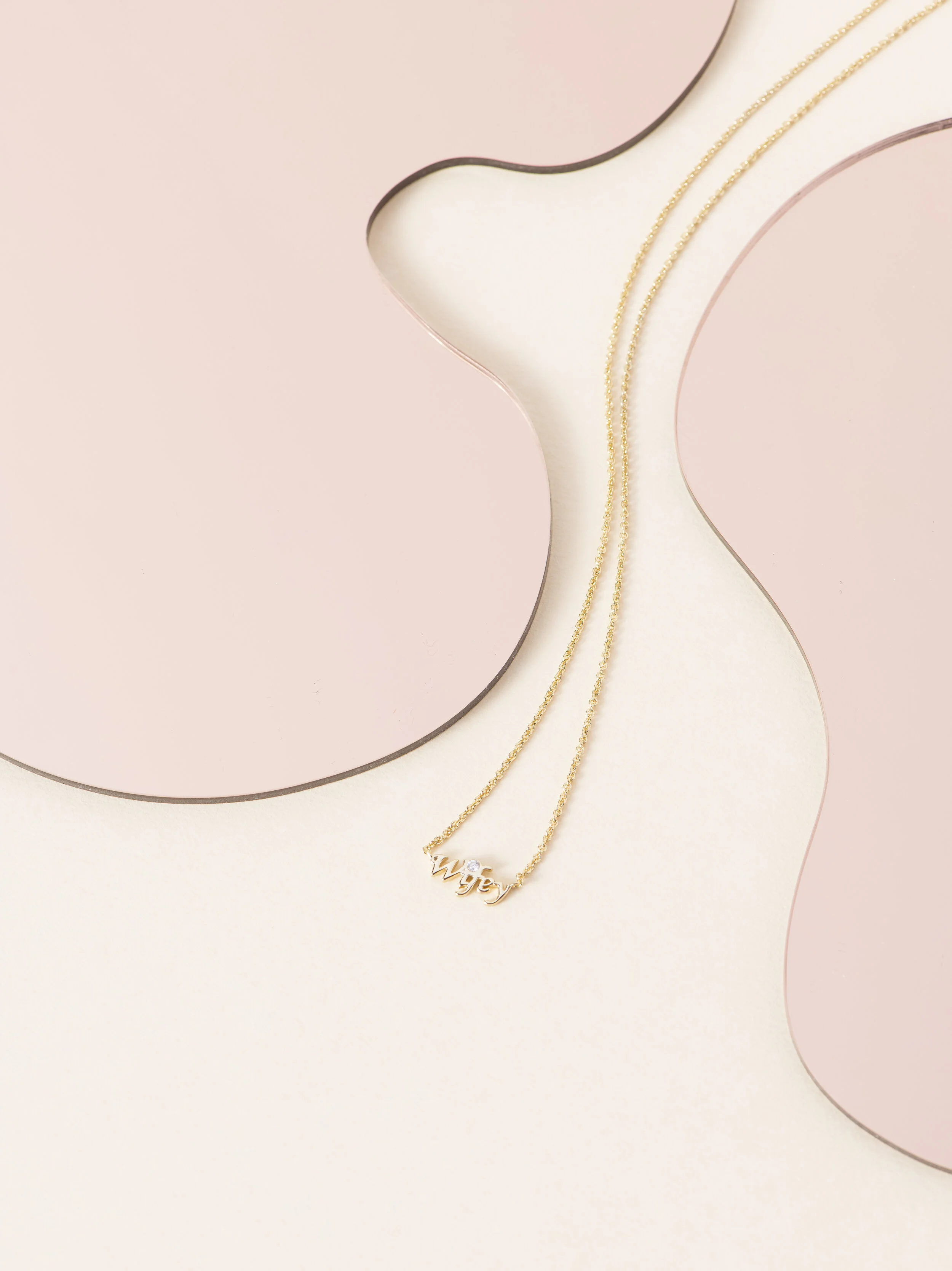 Curio-Stylized-Product-7.jpg