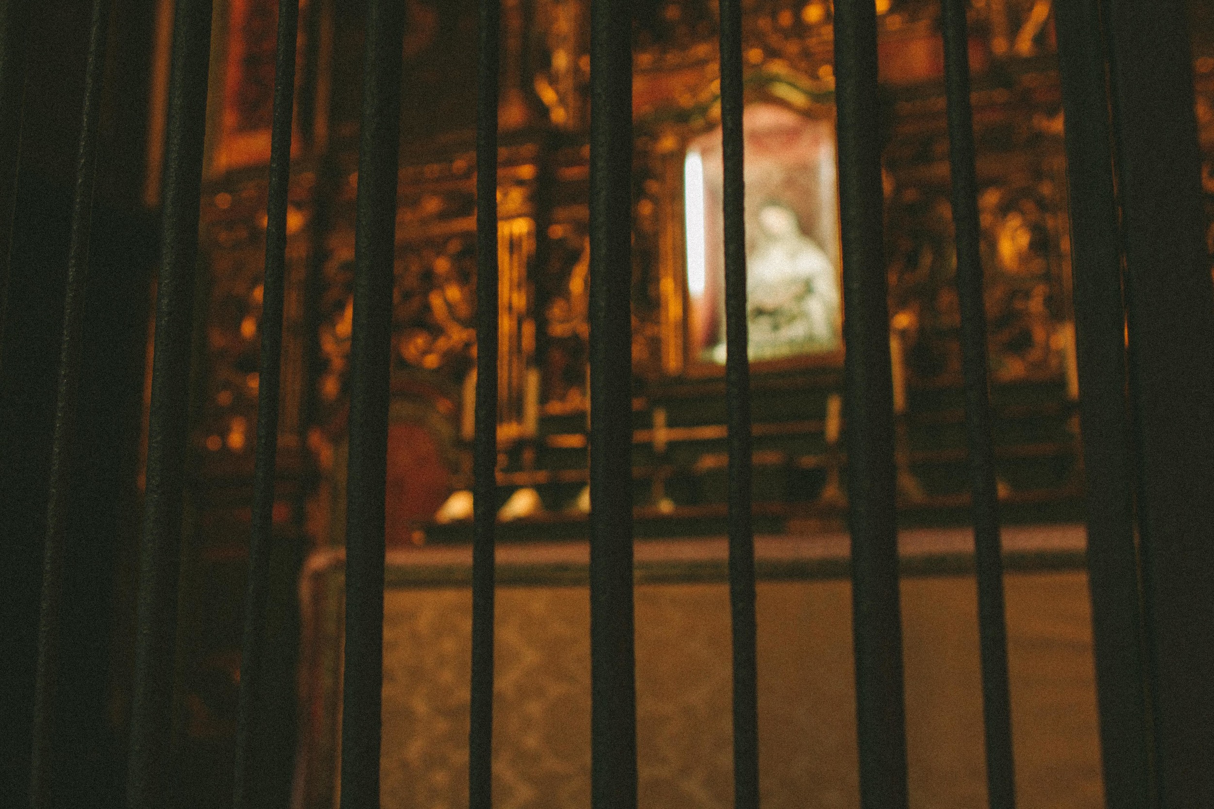 THE ETERNAL CHILD // SPAIN PART II // THE GOTHIC QUARTER Photo By Valerie Noell © 2013