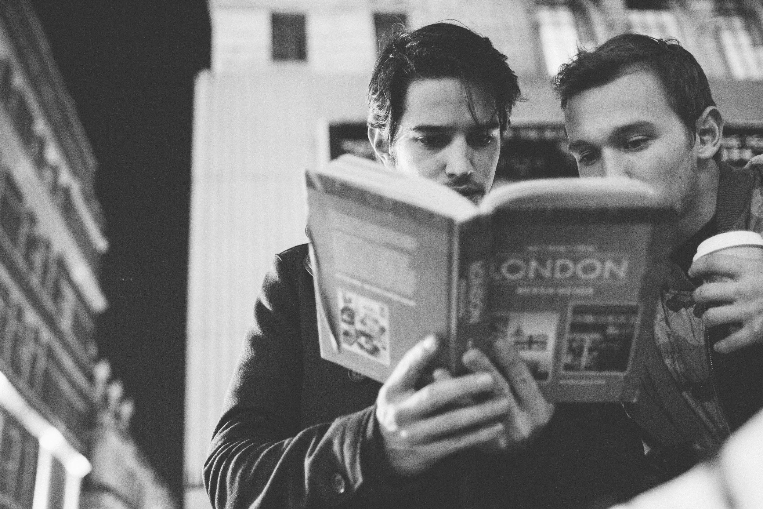 LONDON PART I // LET'S GO SEE THE SIGHTS // THE ETERNAL CHILD // VALERIE NOELL © 2013