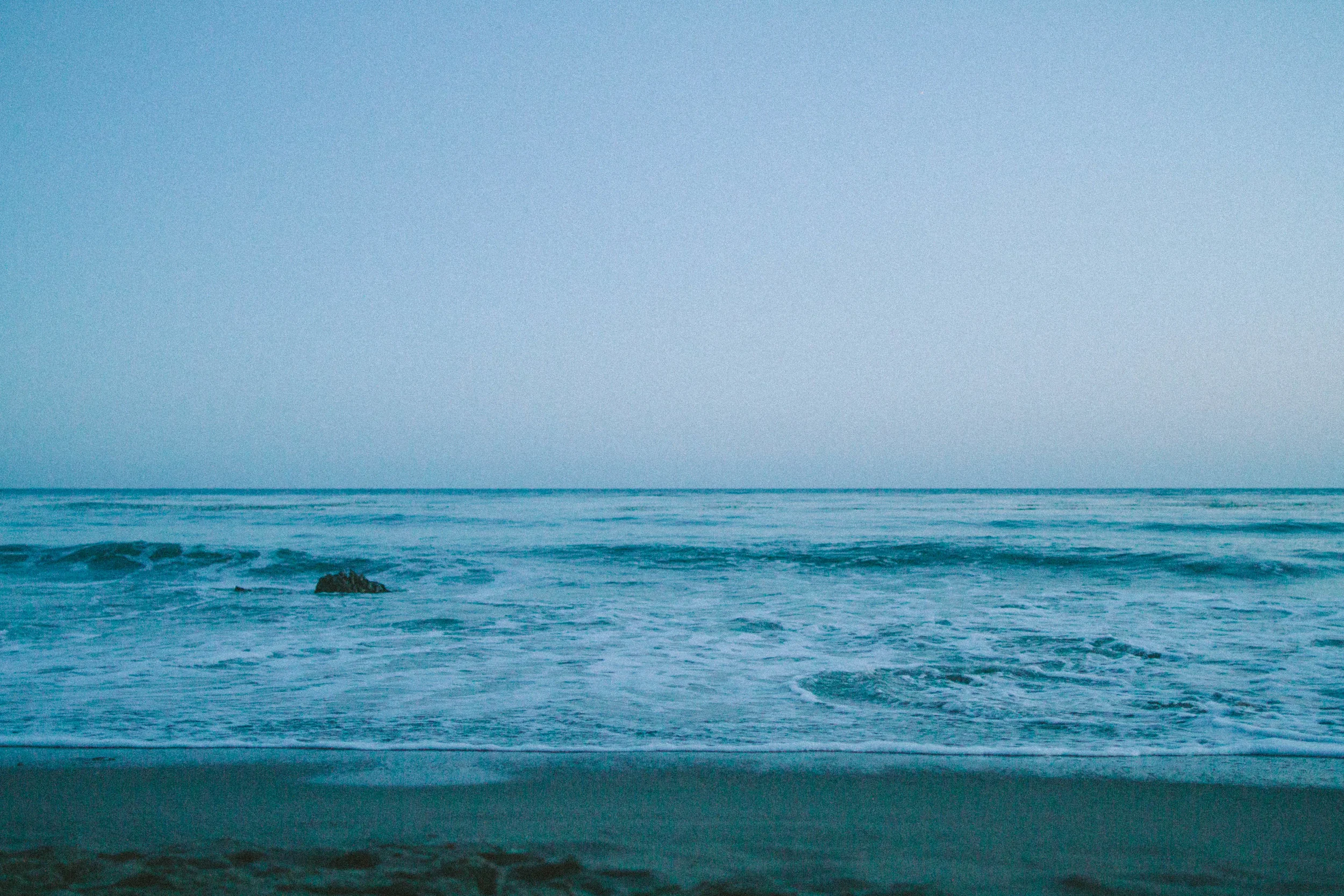 AN ODE TO SUMMER // THE ETERNAL CHILD // Photo by Valerie Noell