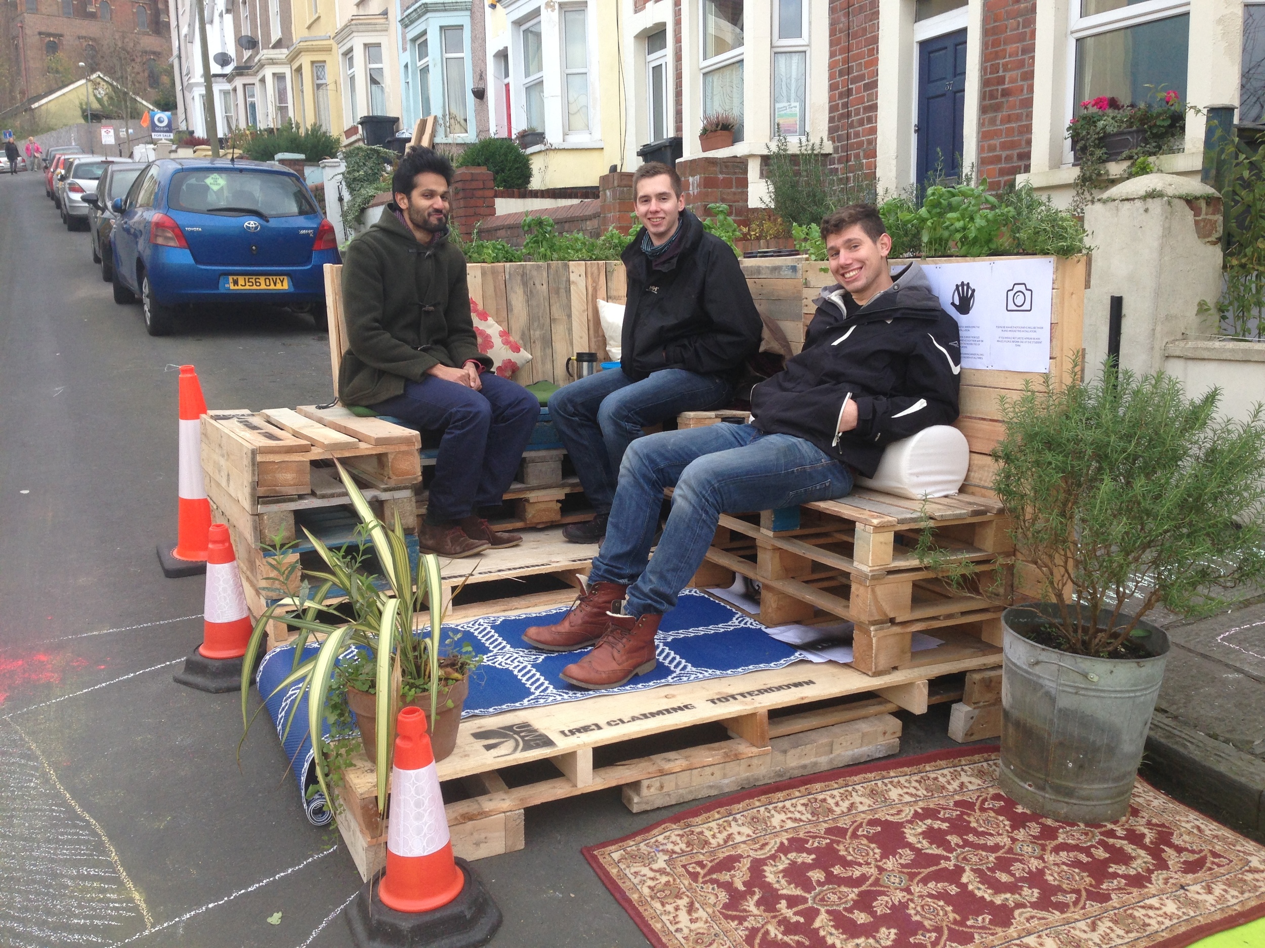 M Arch students testing their installation at Totterdown' Front Room Arts Trail