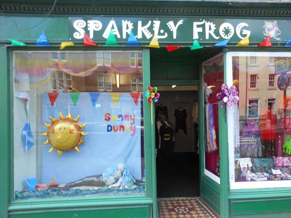 sparklyfrog.jpg