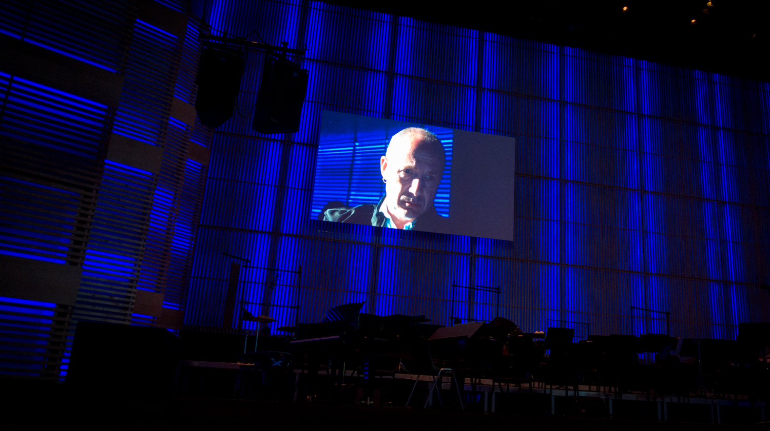   &nbsp; The fourth thinking bloc of Urbo Kune: The Sound of Architecture, here with Kees Tazelaar talking about the "Geste électronique: Xenakis &amp; Philipspaviljoen"    &nbsp; at Muziekgebouw aan 't IJ. Photo by Canan Marasligil  