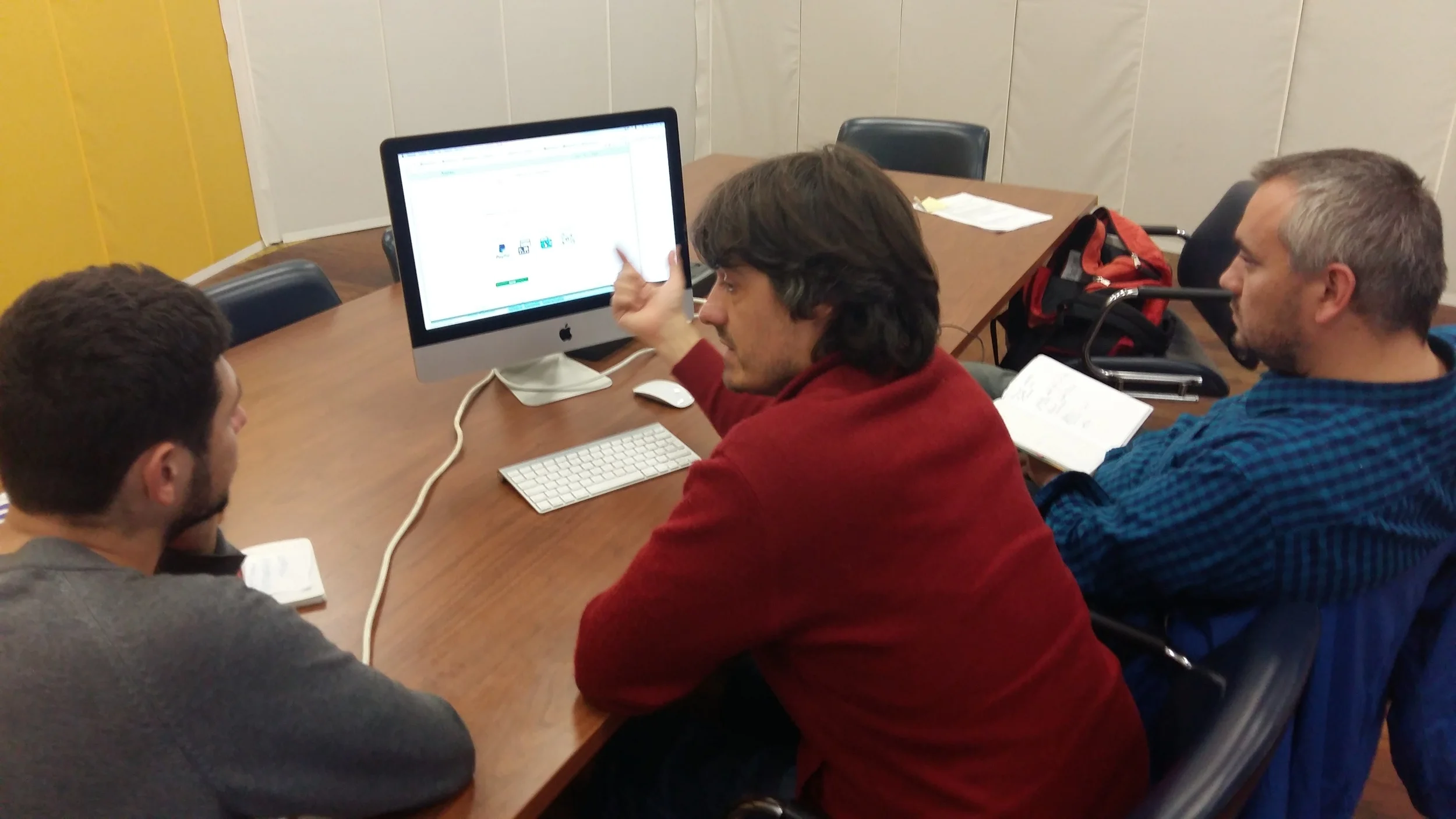 Ivan Vergés explaining Goteo new developments