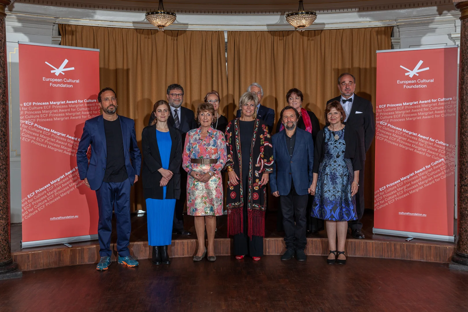 Their Royal Highnesses and the 2018 laureates. Photo by Xander Remkes.