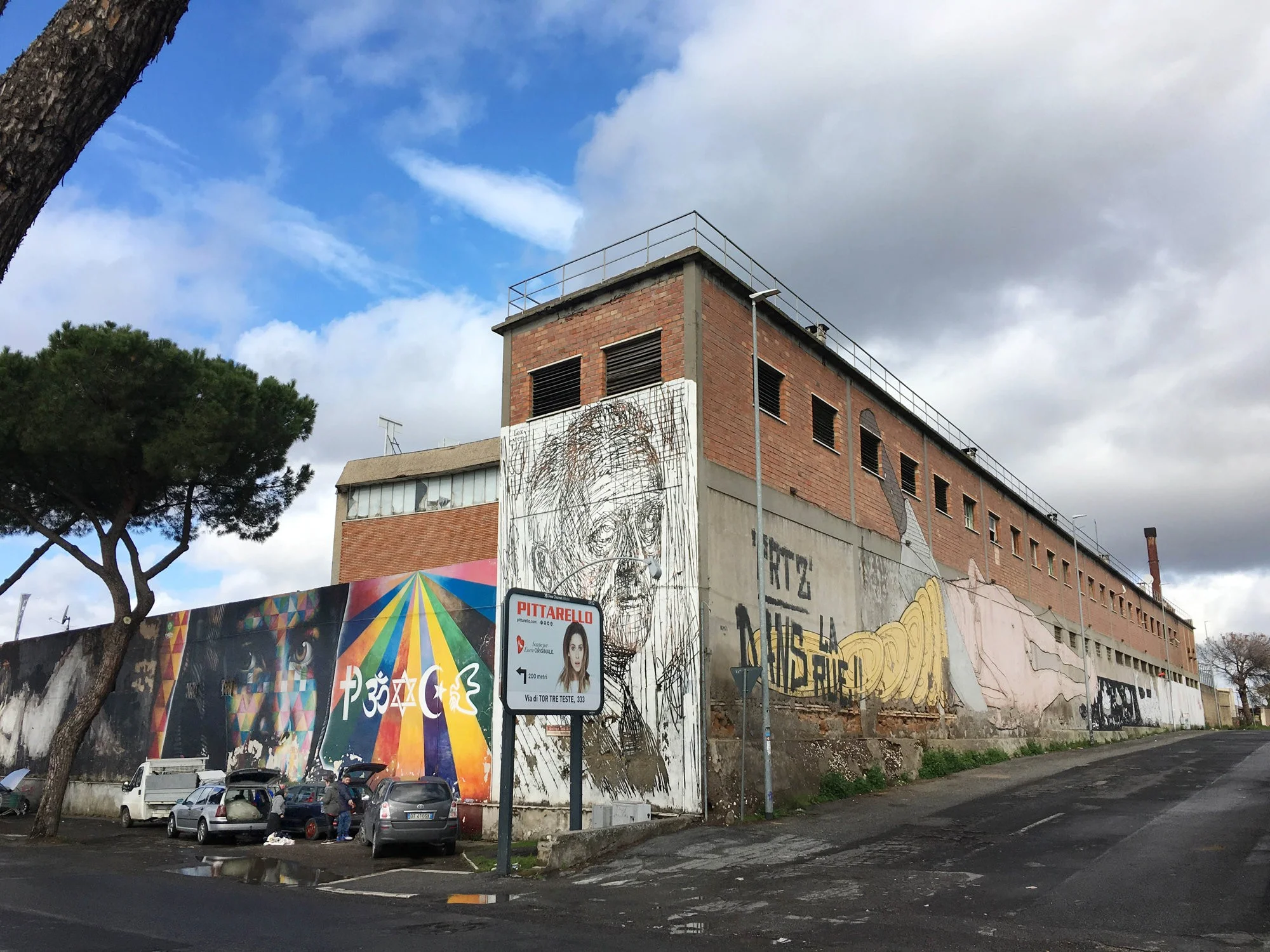 MAAM_Museo dell’Altro e dell’ Altrove di Metropoliz in Rome. A living and working place. Photo by Bas Mesters.