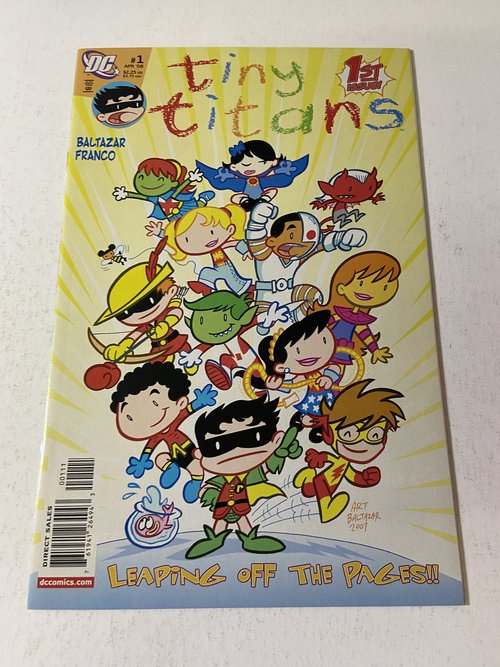 Tiny Titans — The Canadian Comic Bin