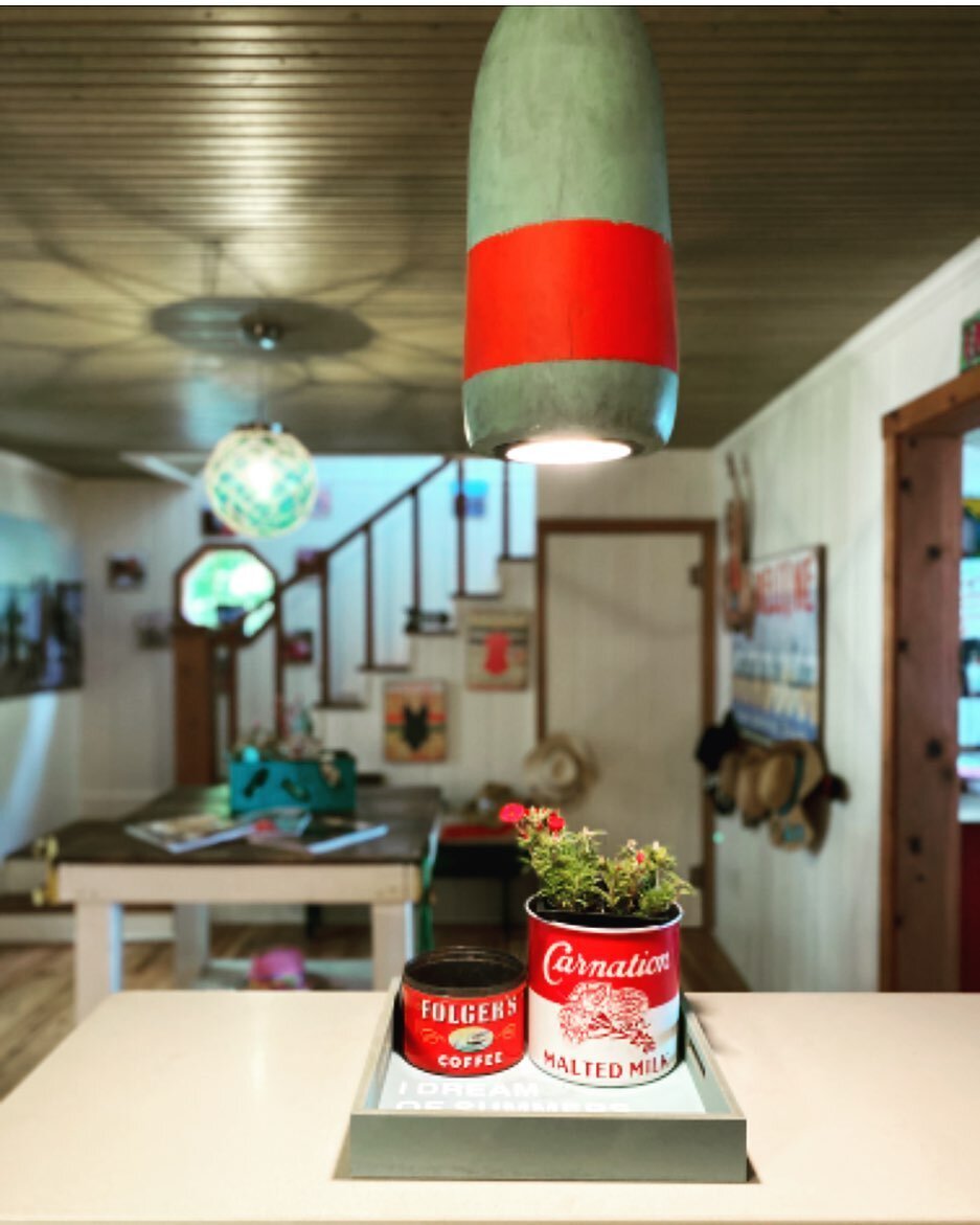 Thank you Molly in Iowa for sending us a pic of her purchased DSO lobster buoy light! We have about 30 buoys in stock if your interested in upgrading your pendant light set up! FYI, a new buoy floor lamp design is complete but not on the site yet. DM