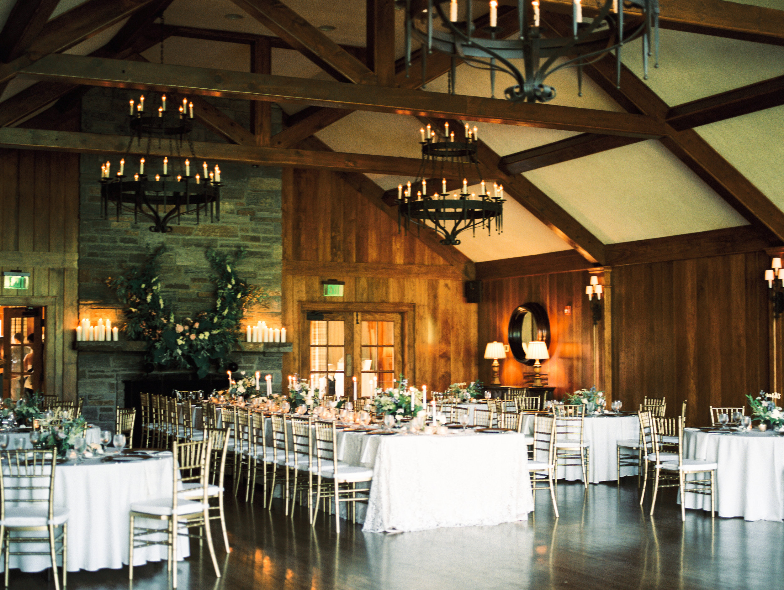  Destination wedding photographer Marcie Meredith. Boone NC wedding at Blowing Rock Country Club. 