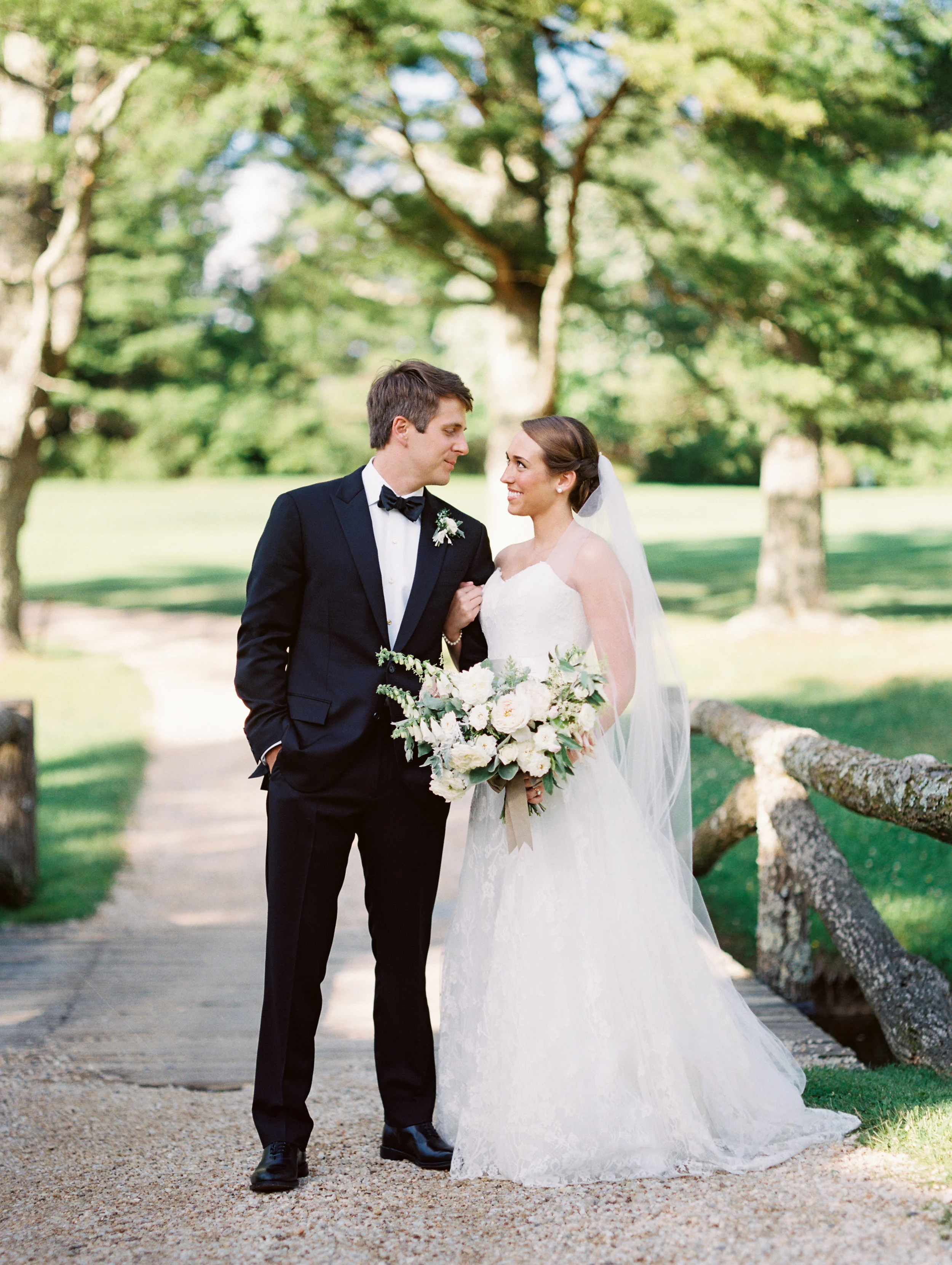 Destination wedding photographer Marcie Meredith. Boone NC wedding at Blowing Rock Country Club.