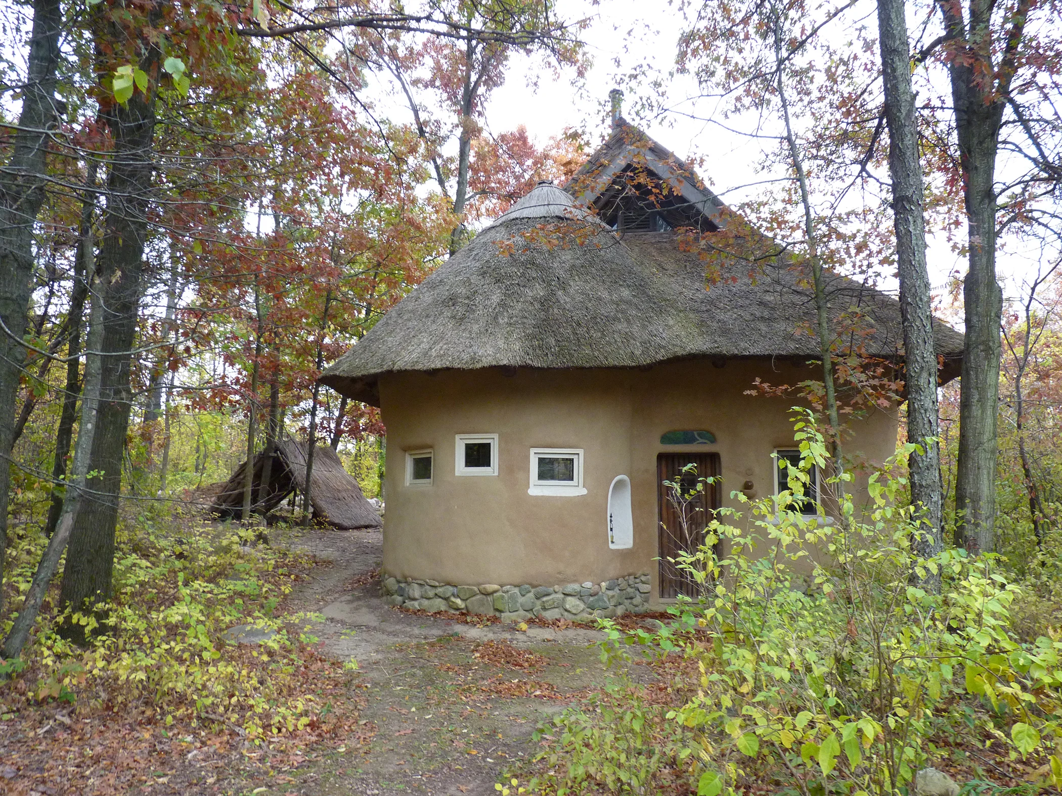 Strawbale Studio _ photo by Dana Driscoll.jpg