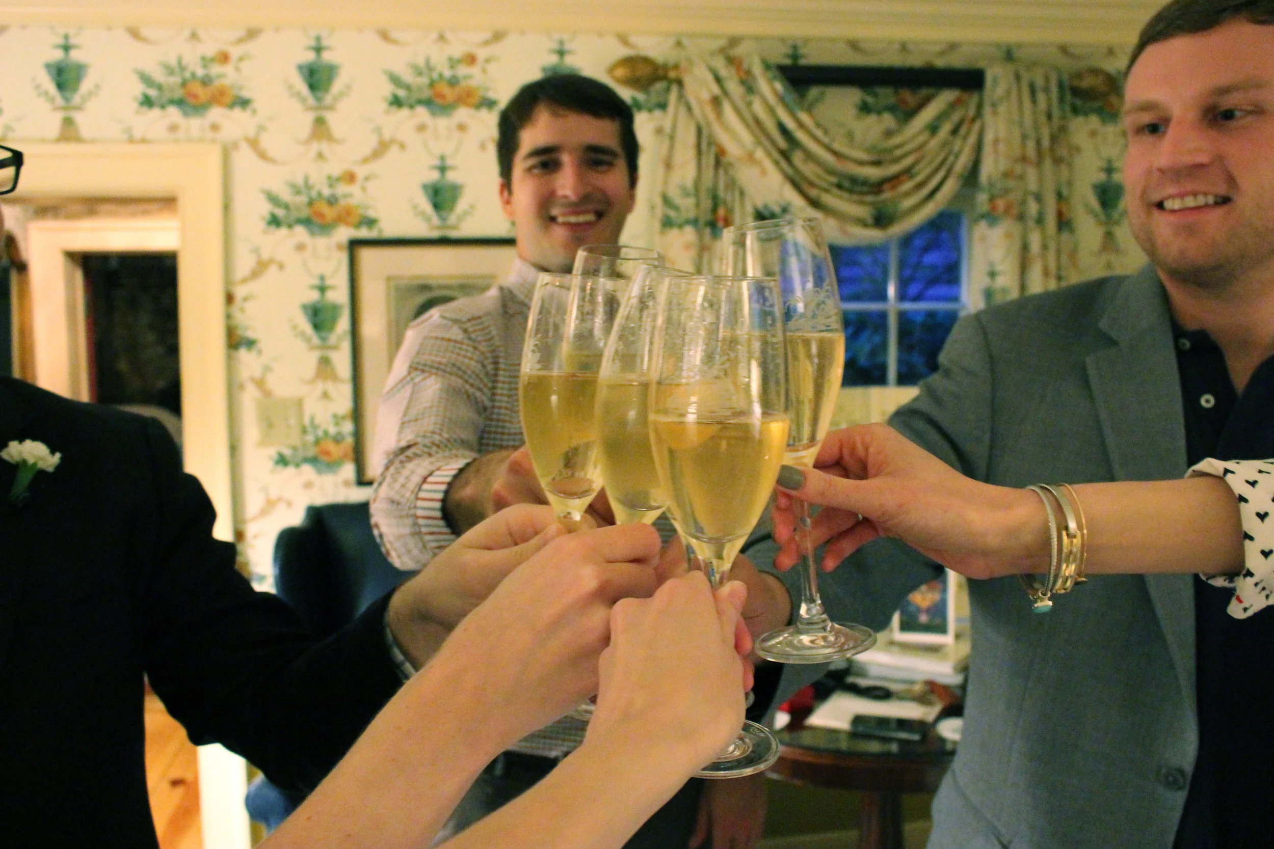 Back to their cottage for champagne!!