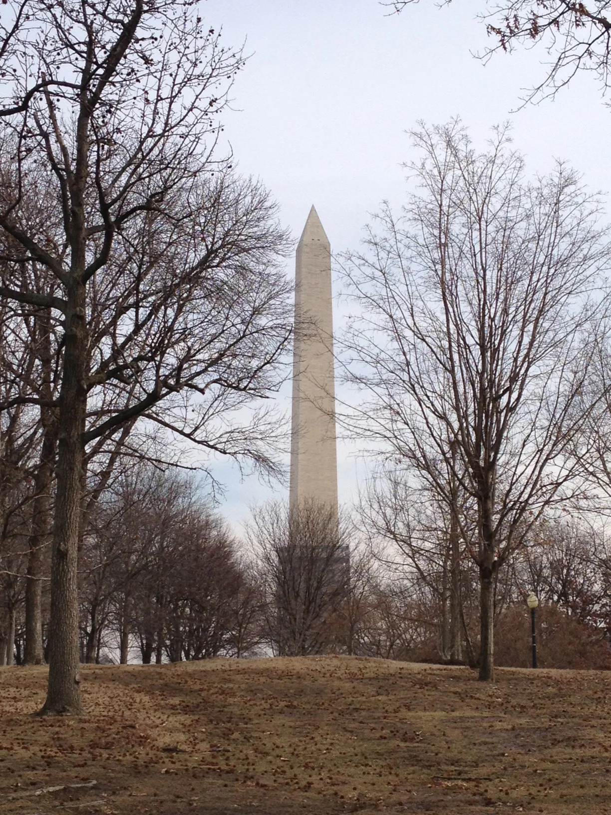 The second day was rainy and chilly so we mostly stayed indoors visiting the museums. The last morning was warm again, although overcast. We took the opportunity to see a few of the monuments and memorials in the day light. 