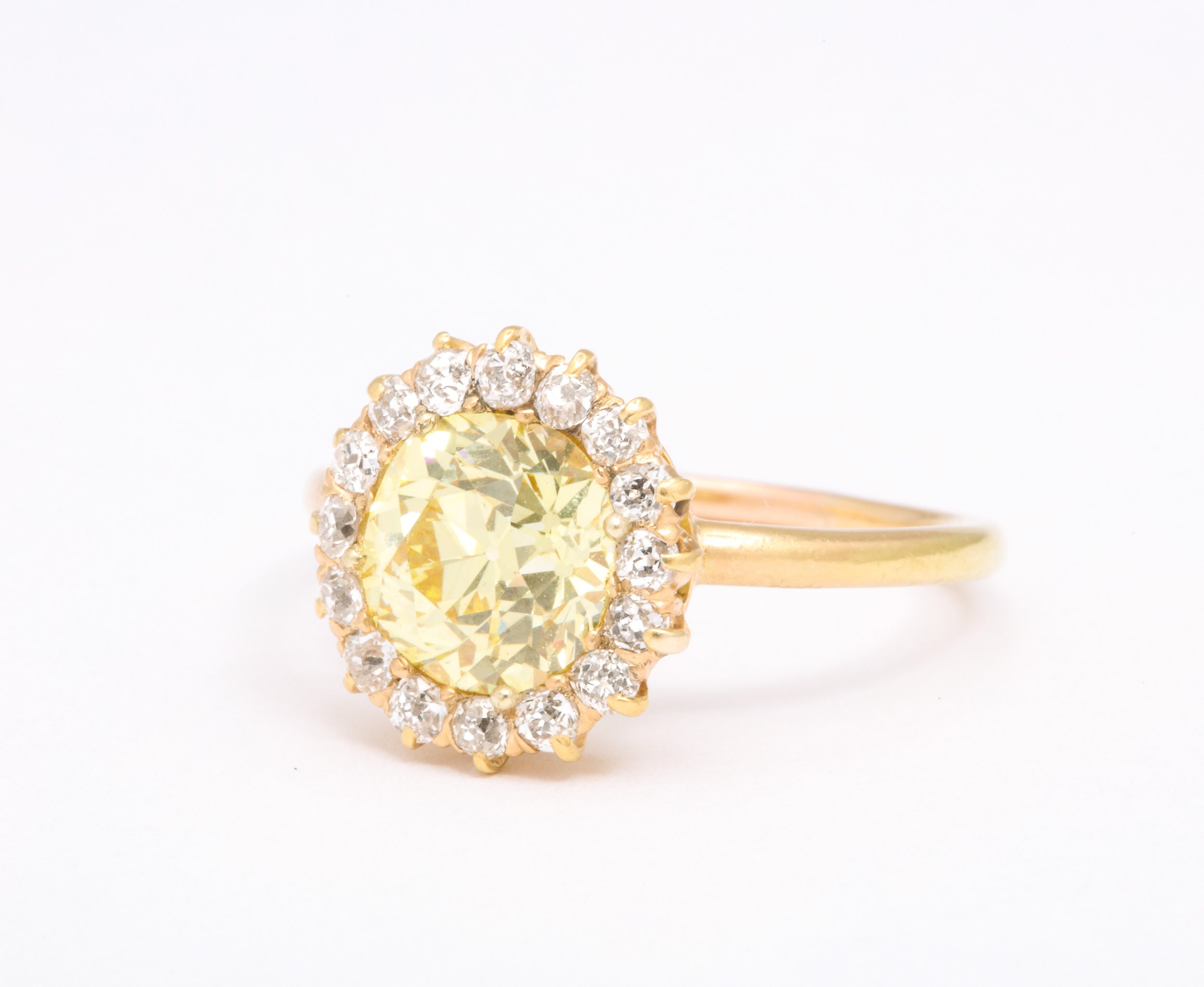 EL3700_Fancy Yellow Diamond Ring 1.93cts.jpg