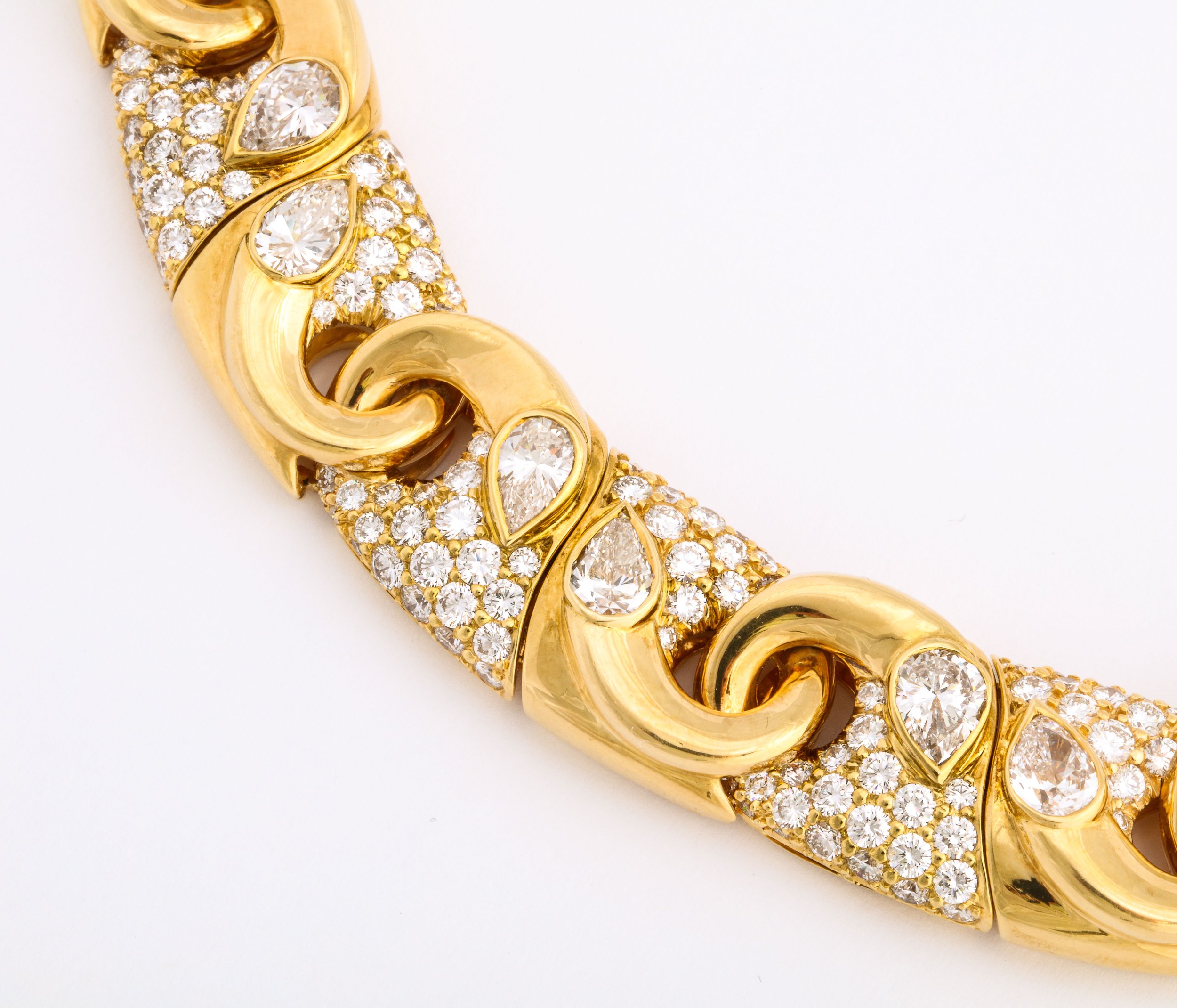 EL3698_Bulgari Diamond Necklace.jpg