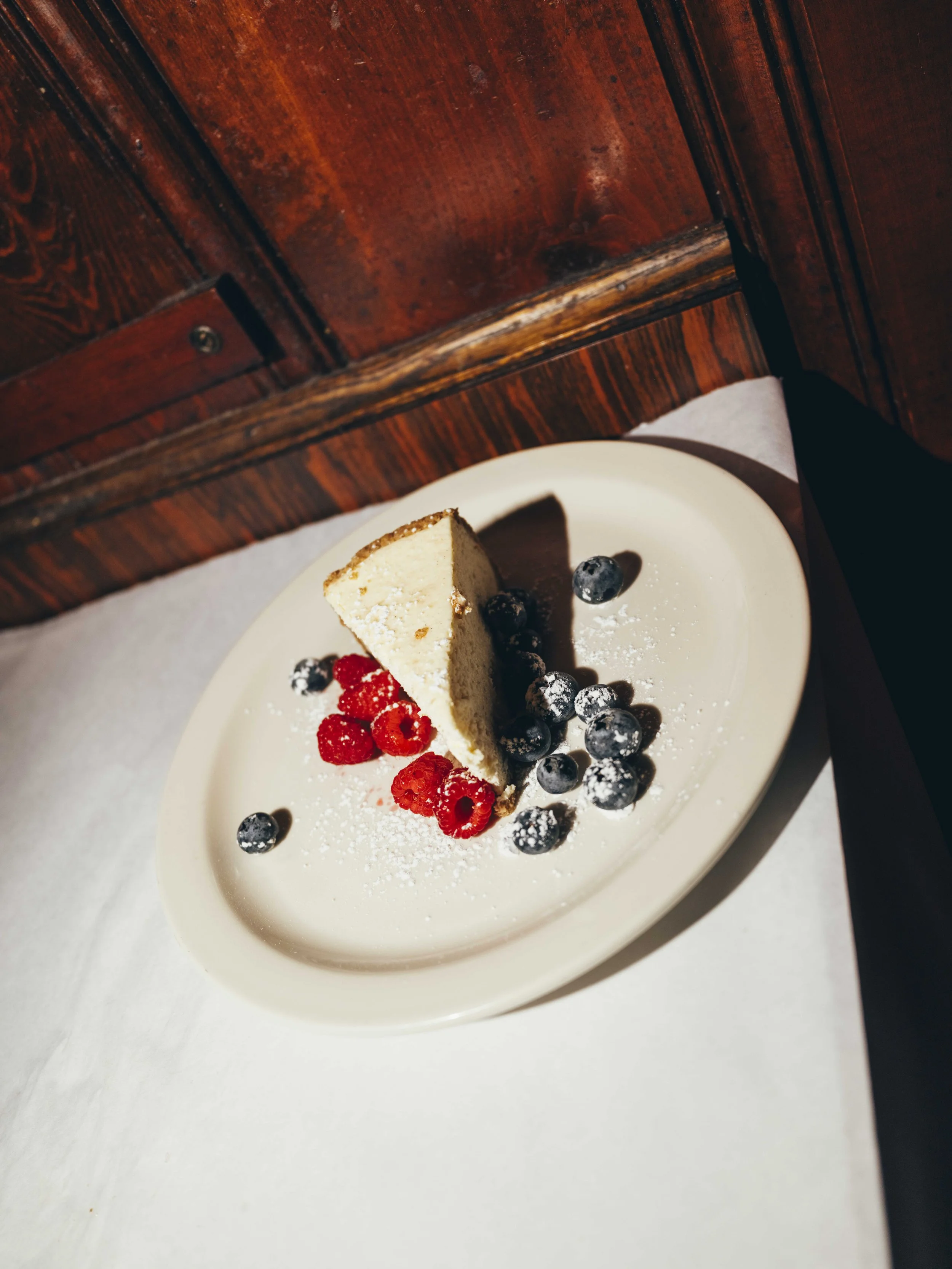 Wisconsin Supper Clubs, Hospitality photographer, phoenix photographer, editorial photographer in phoenix, Johnny Kompar Photography, Arizona hotel photographer, arizona food 