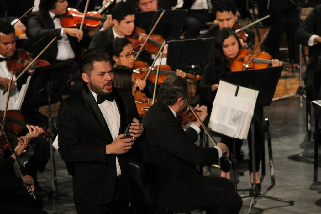Curzo de Dir.Filarmonica 5 de mayo y UDLAP (3).JPG