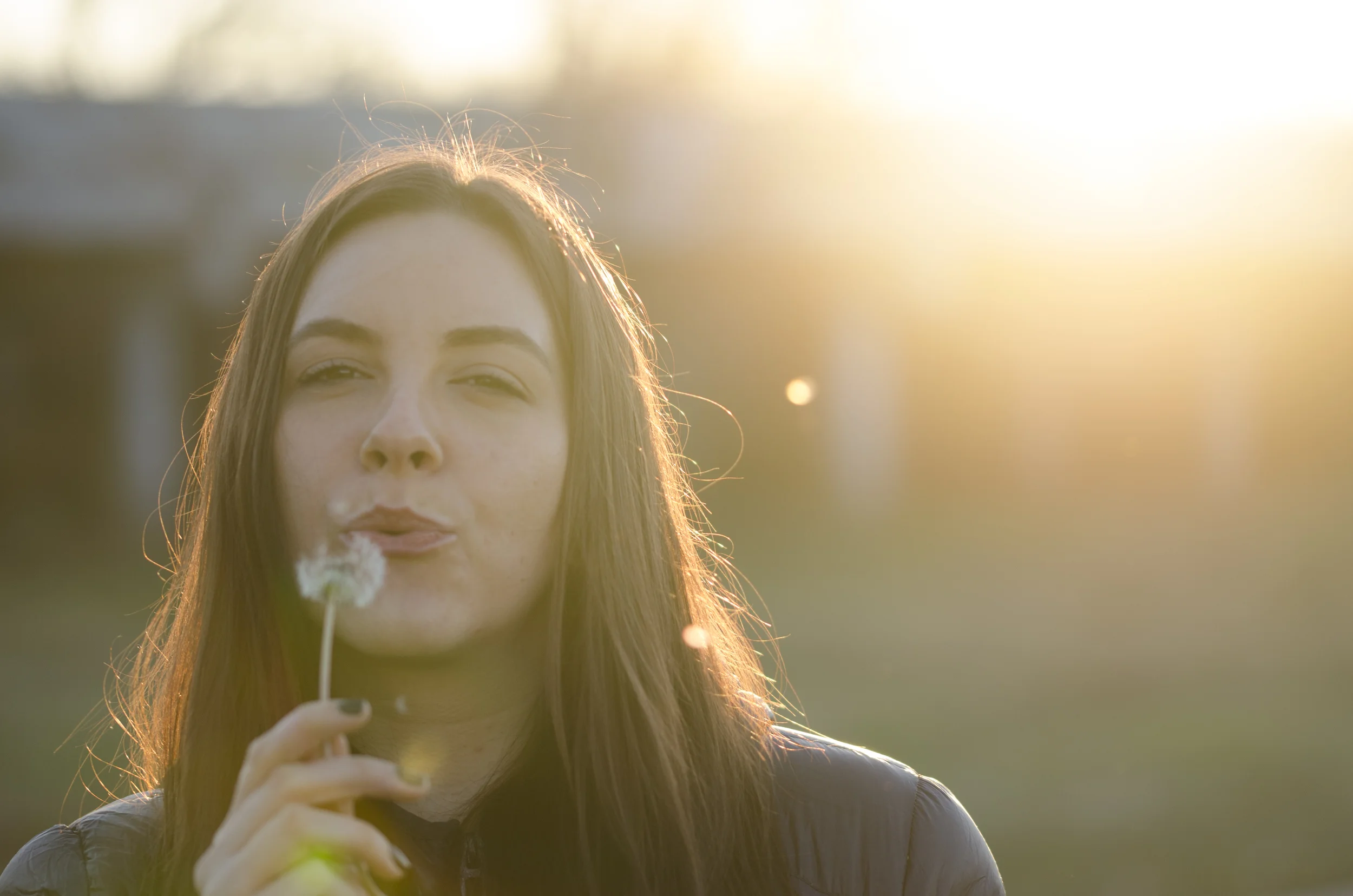 Catherine Dandilion Sunset Blowing Freestyle 03.JPG