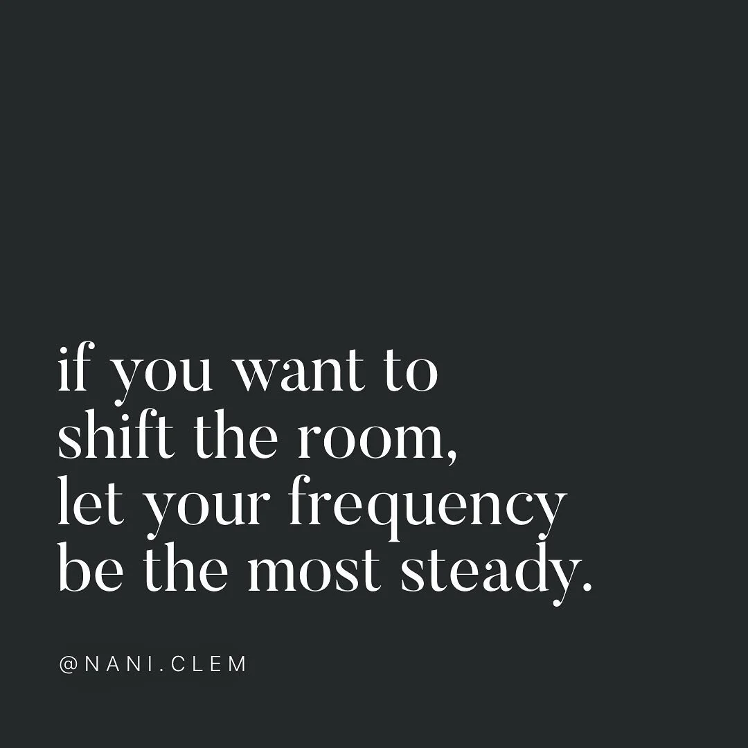 we can't help but entrain to the most steadiest frequency around us 🌀✨🪞

so be the steady one.

not the loudest // the steadiest

#soundhealing #soundbathworld #soundmeditation #frequencyhealing #binauralbeats #empath #boundaries #playingwithbounda