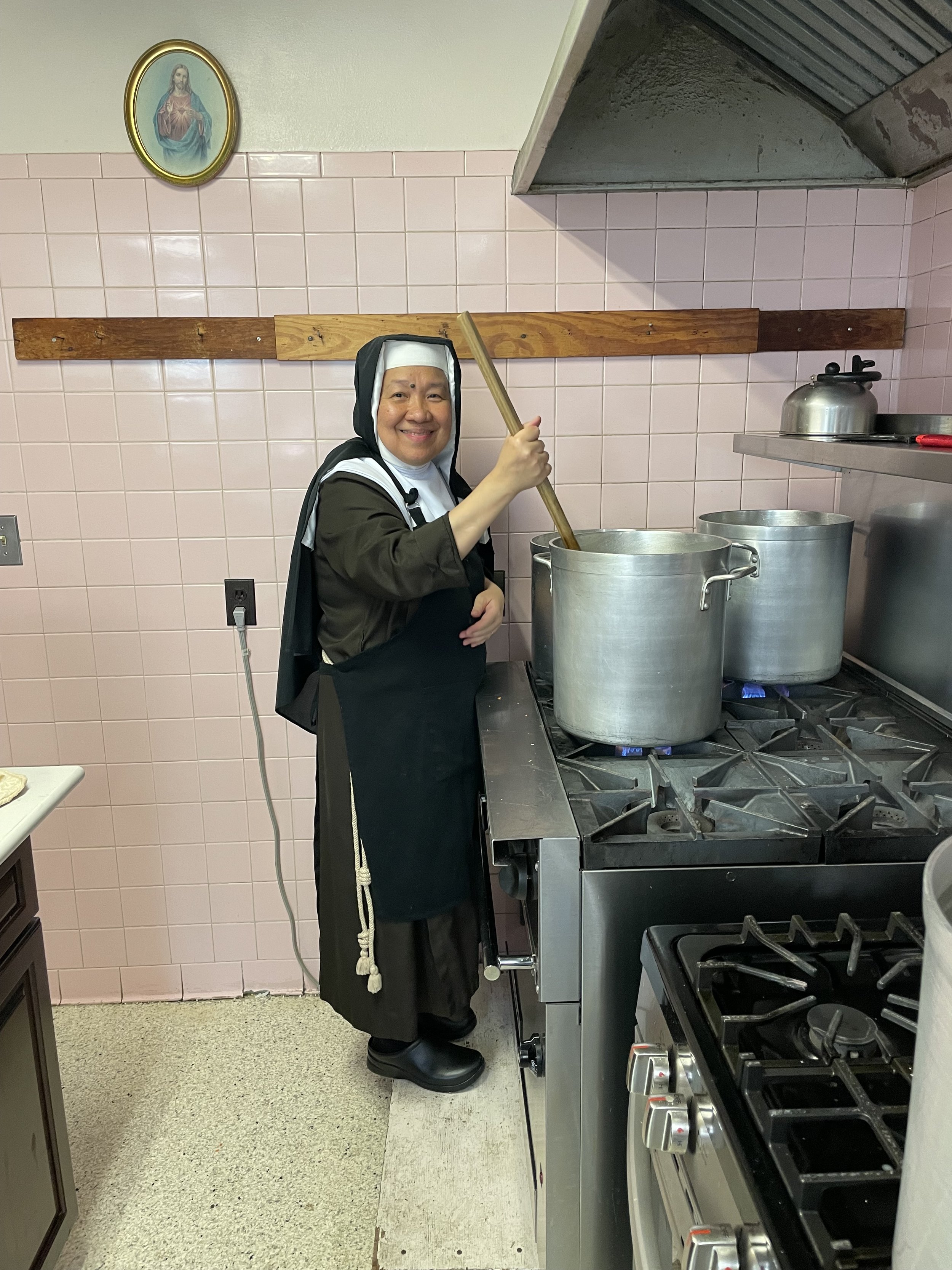  And here is our "good and well-behaved” and very beloved abbess Mother Mary Gertrude…and yes she does approve of all of the comments this Sister makes as part of Obedience. 