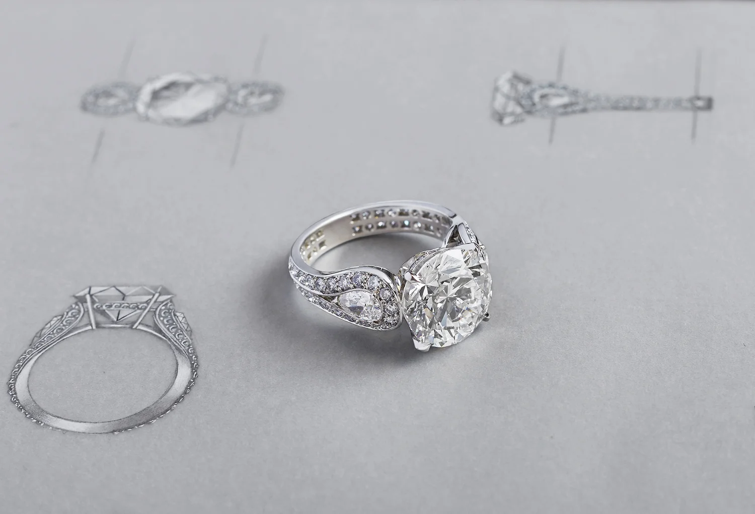 Diamond+ring+on+drawing+banner.jpg