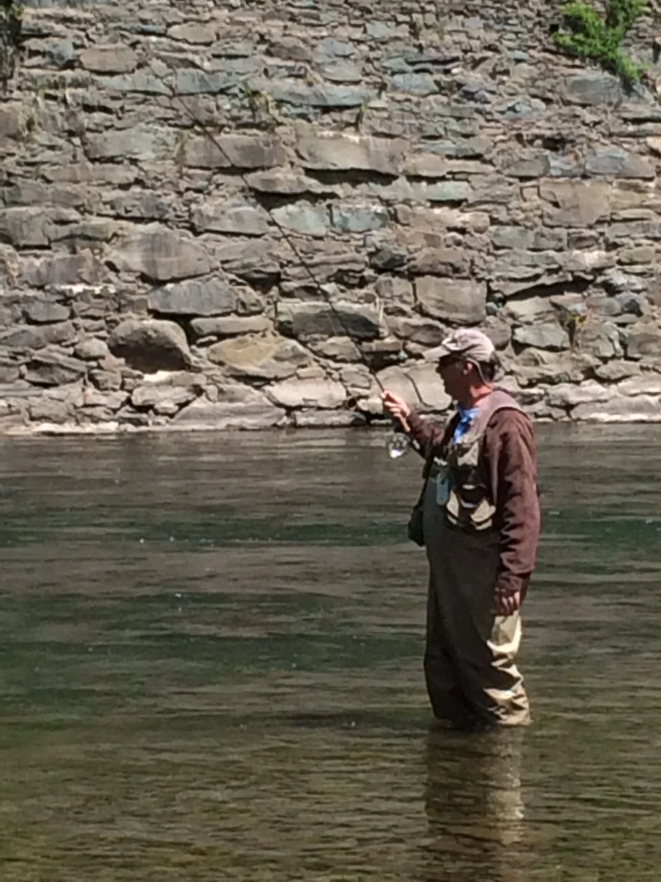 Jeff "Tasmanian Devil" Kurt working them nymphs