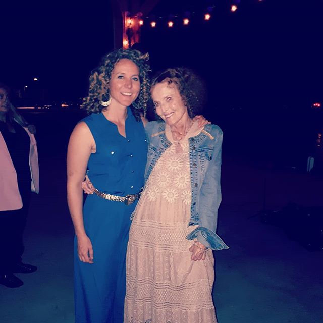 Me and the magical Eudene Luther at the grand soiree of @shariandjonny getting married. A beautiful ceremony, everyone looked fab, and it was a perfect way to love-in the month of September and celebrate the love between two of my fave people. Congra