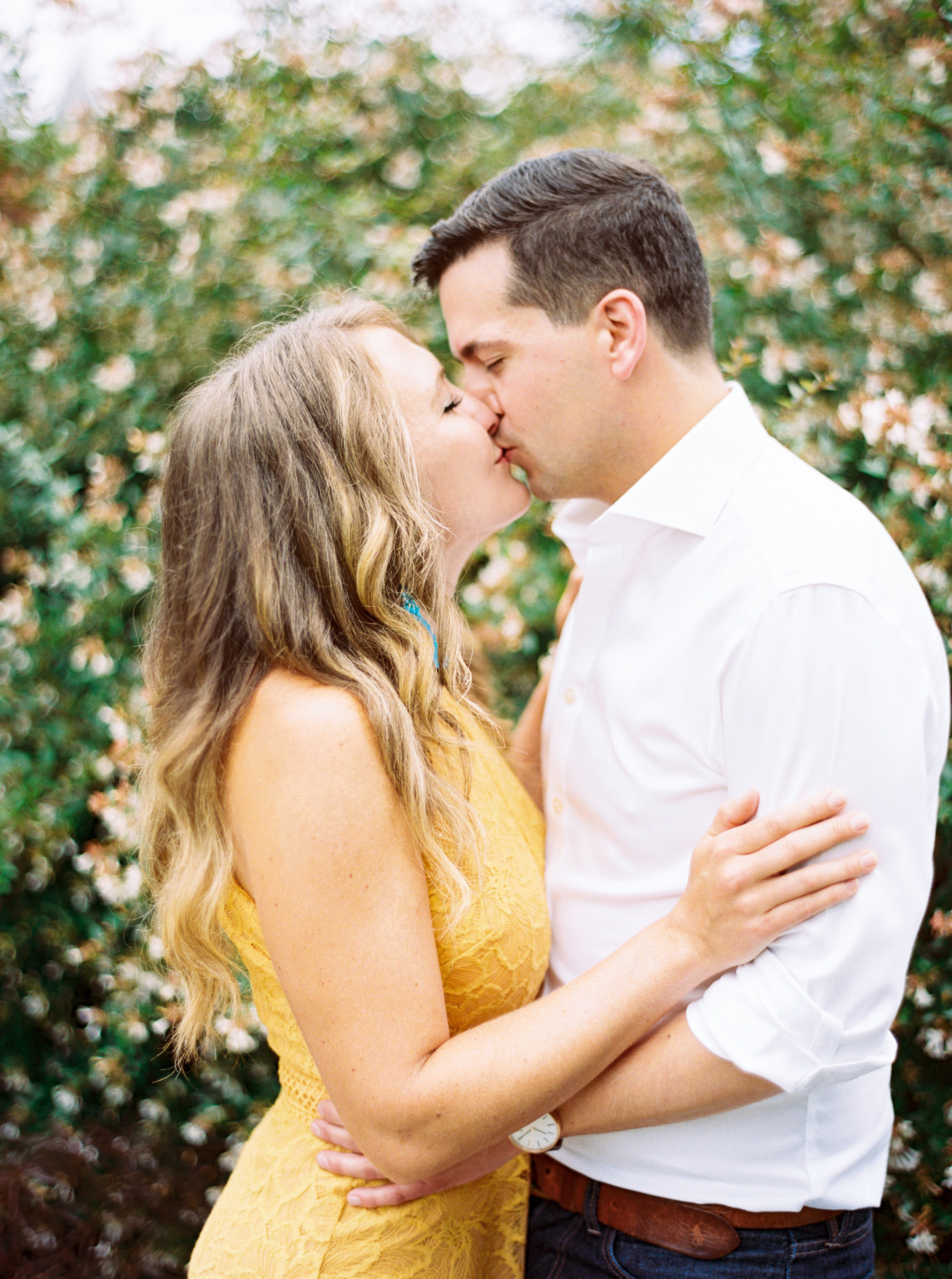 Biltmore-Estate-Engagment-Session-in-Asheville-NC-12.jpg