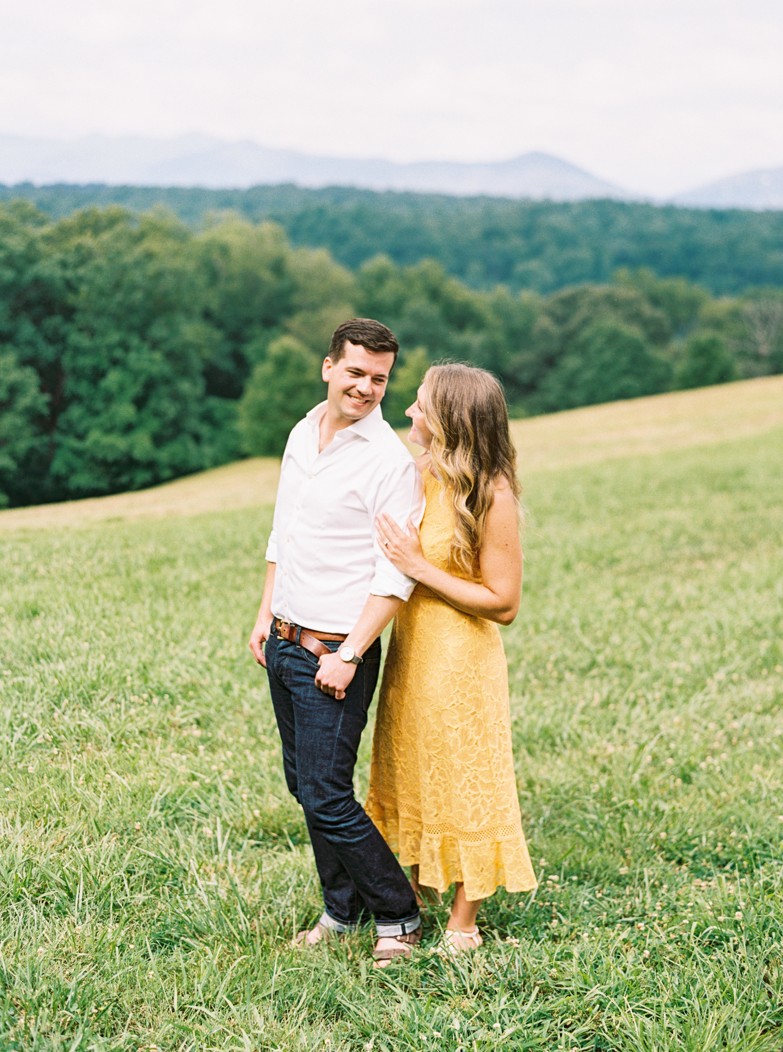 Biltmore-Estate-Engagment-Session-in-Asheville-NC-27.jpg