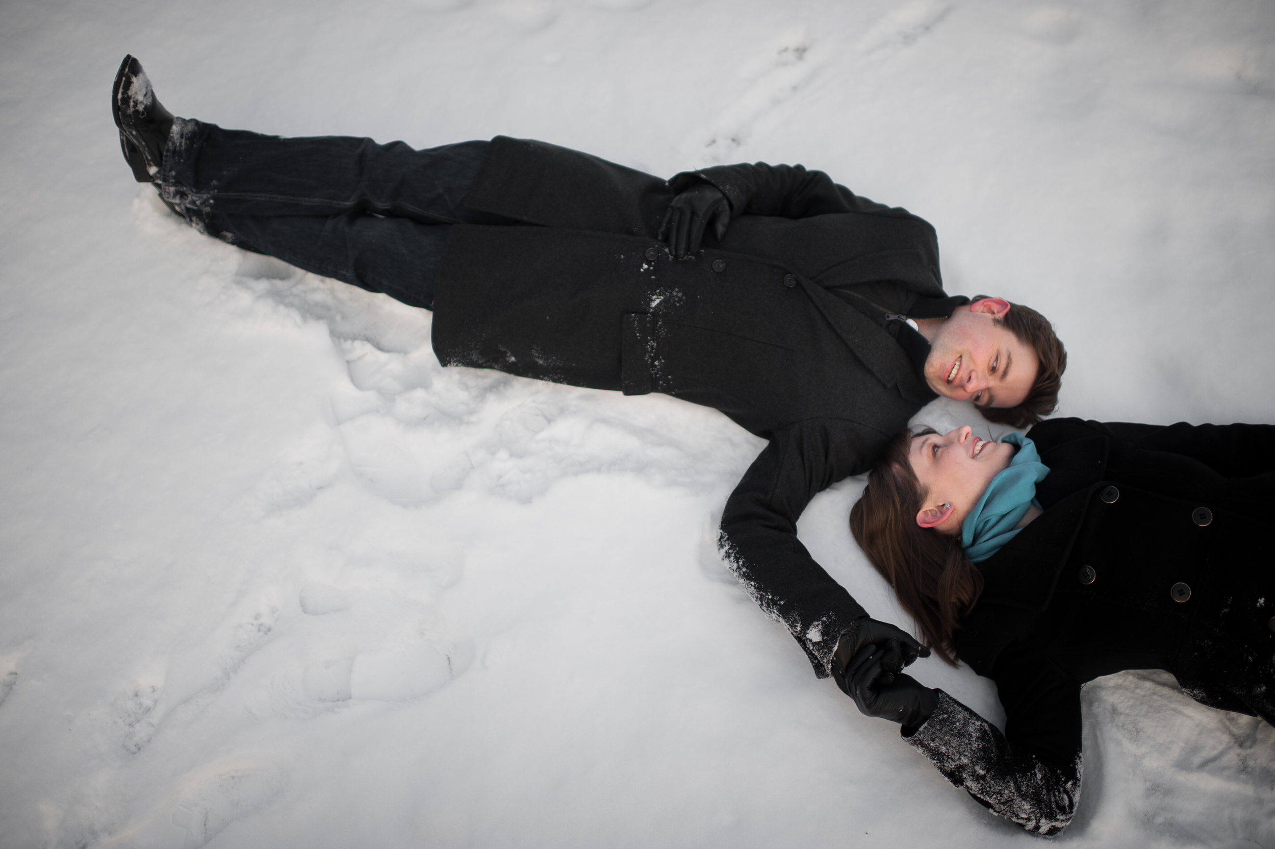 toronto-winter-engagement-photograph-007.jpg