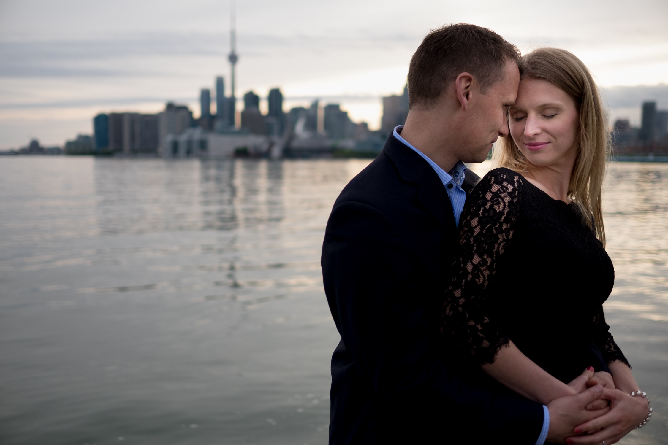 toronto-waterfront-engagement-picture-001.jpg