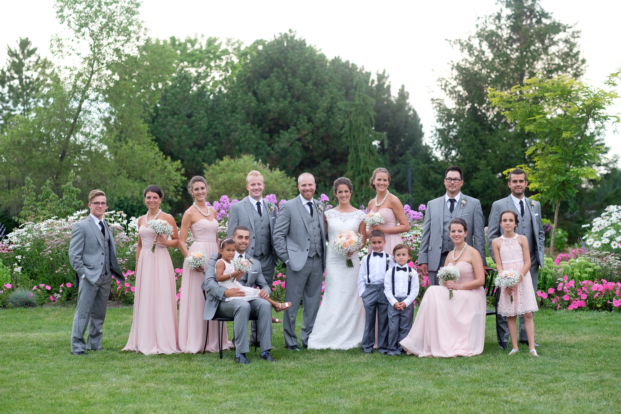 A portrait of the wedding party from Rebecca and Jeff's wedding.