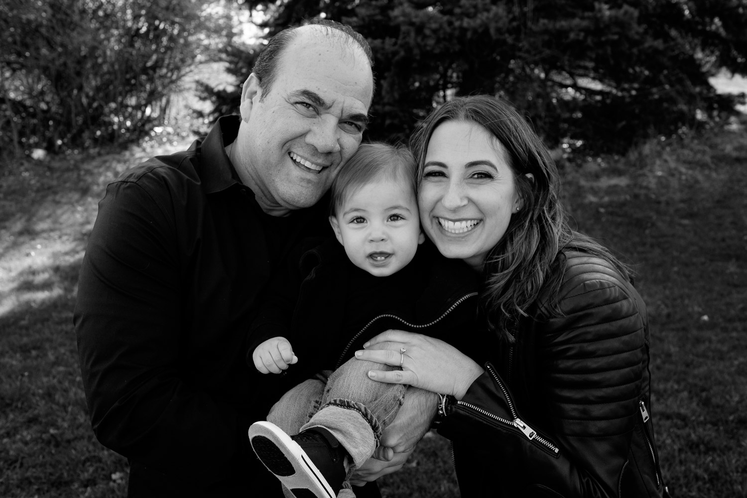  A collection of photographs from a family photography session in Toronto by Toronto wedding photographer Scott Williams. 