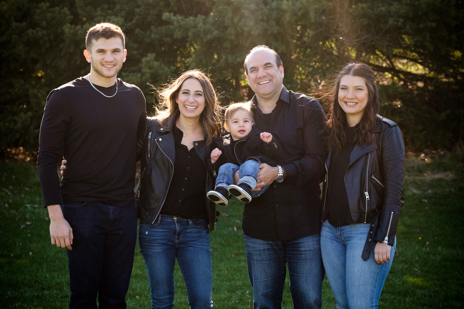  A collection of photographs from a family photography session in Toronto by Toronto wedding photographer Scott Williams. 