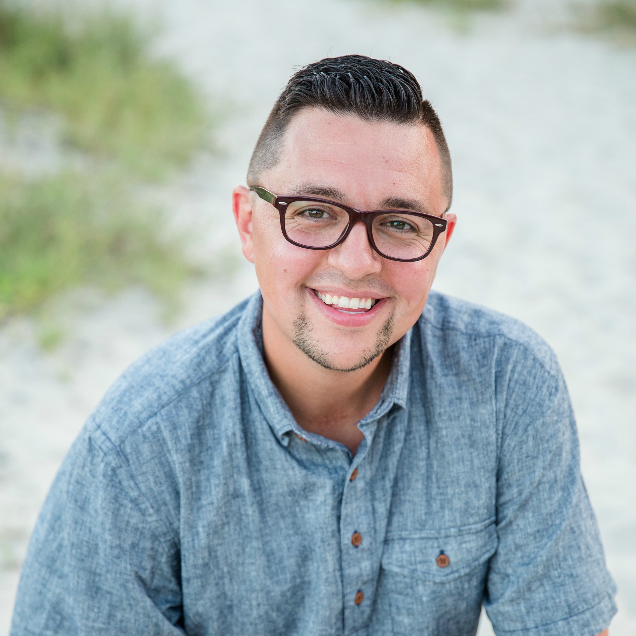  Jeff serves as the Associate Pastor of Youth &amp; Family at Memorial Baptist Church in Columbus, Ohio.&nbsp; He is a graduate of Cedarville University and Grace Theological Seminary.&nbsp; Jeff has been serving in youth ministry for nearly a decade