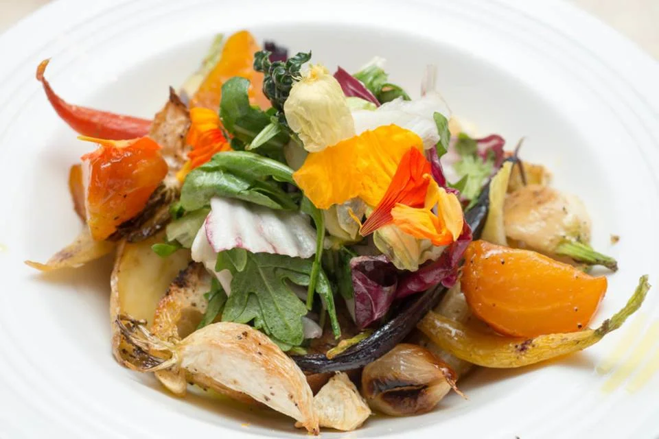 bagna cauda winter salad.jpg